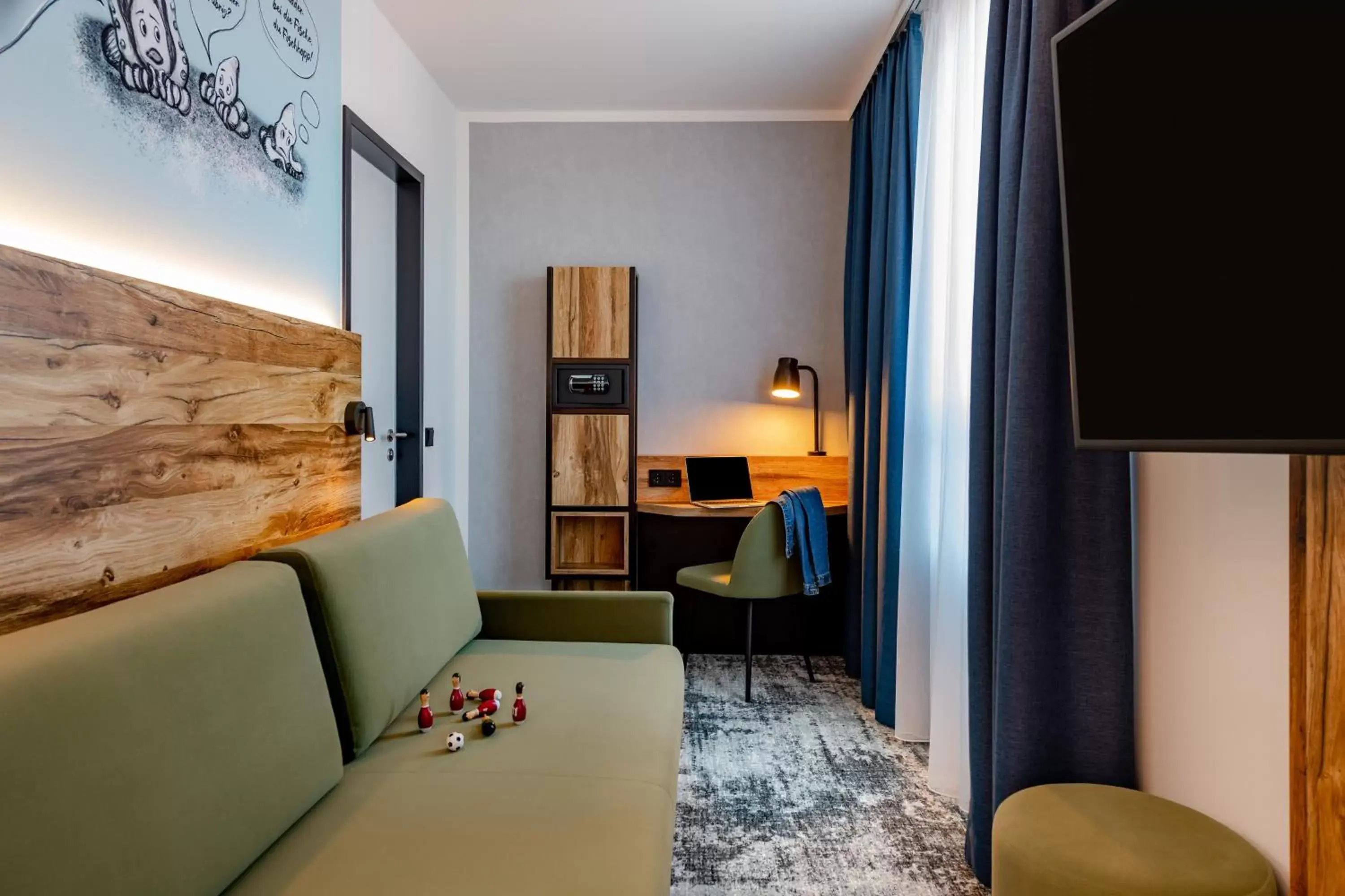 Photo of the whole room, Seating Area in ibis Styles Hamburg Barmbek
