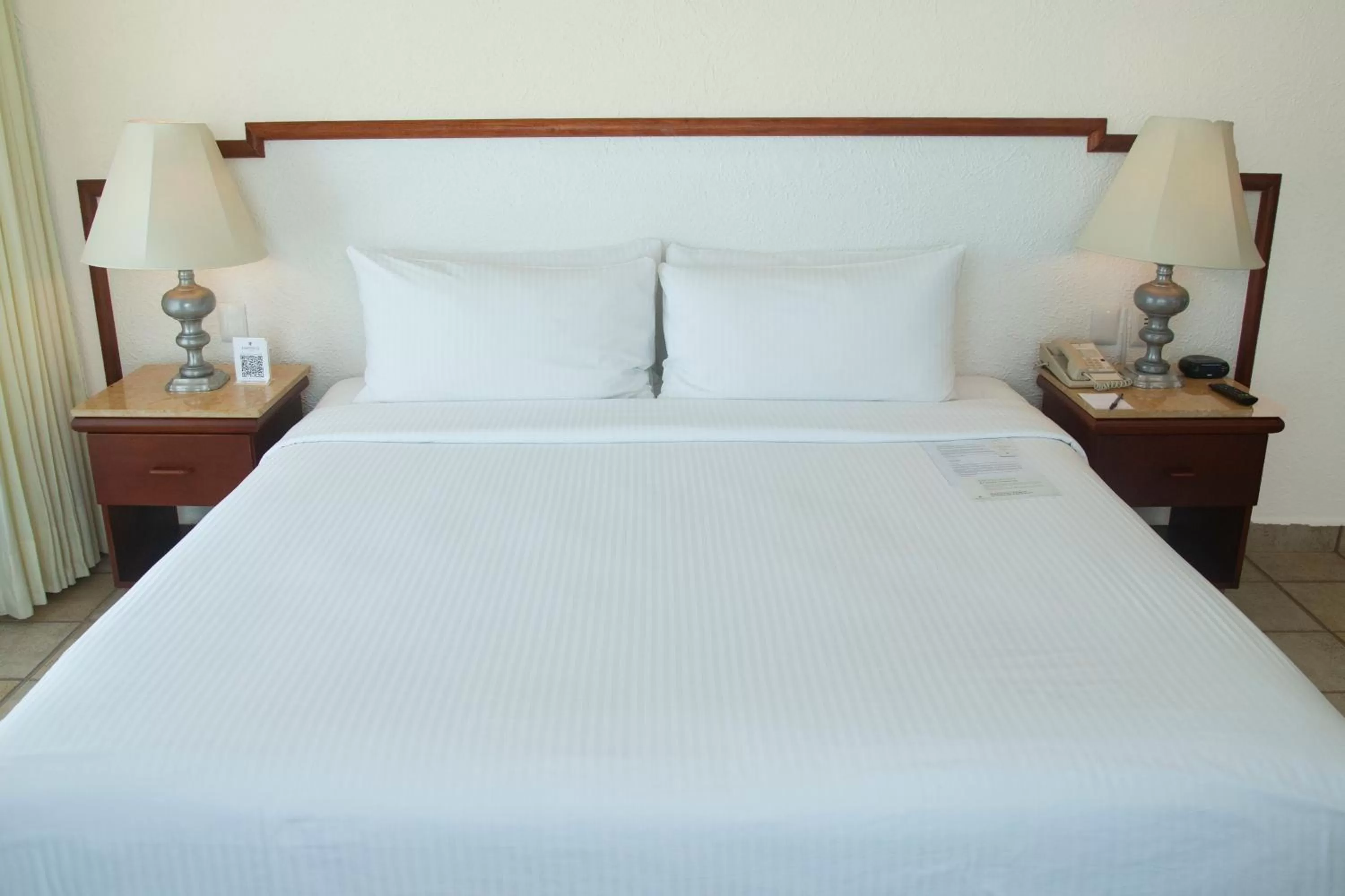 Bed in Emporio Ixtapa - with Optional All Inclusive