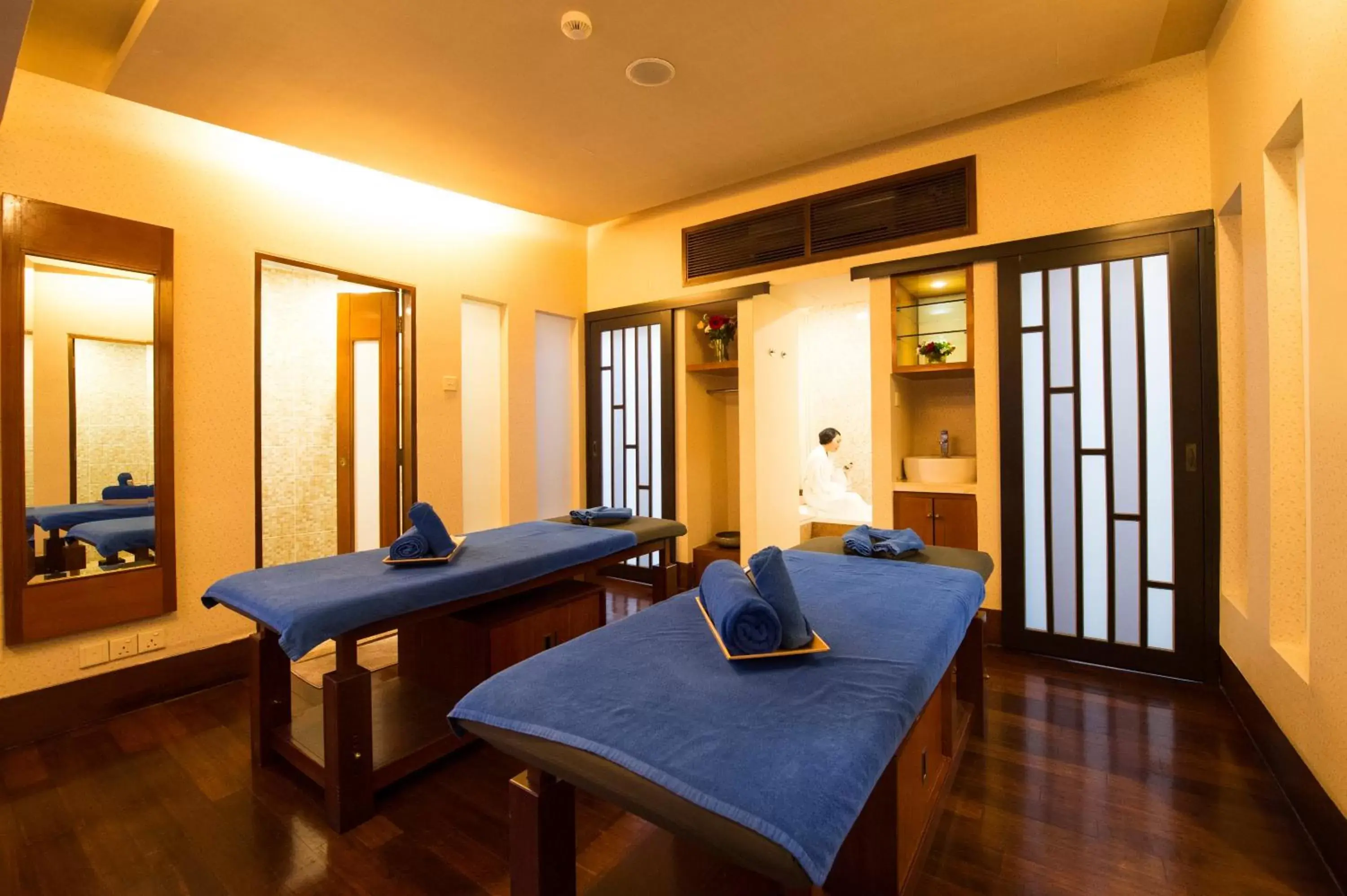 Massage in PULSE GRANDE Hotel Putrajaya