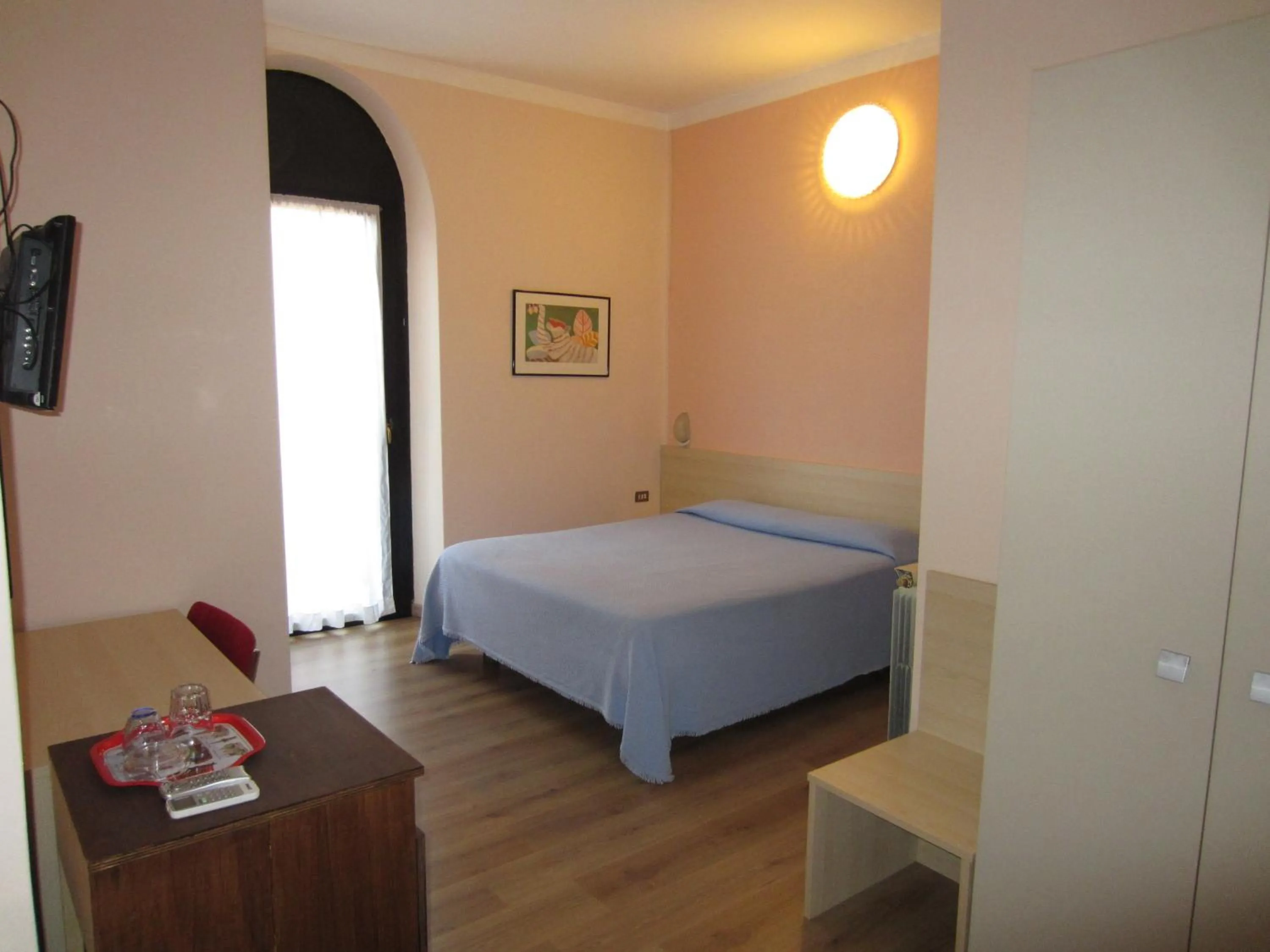 Photo of the whole room, Bed in Hotel Europa