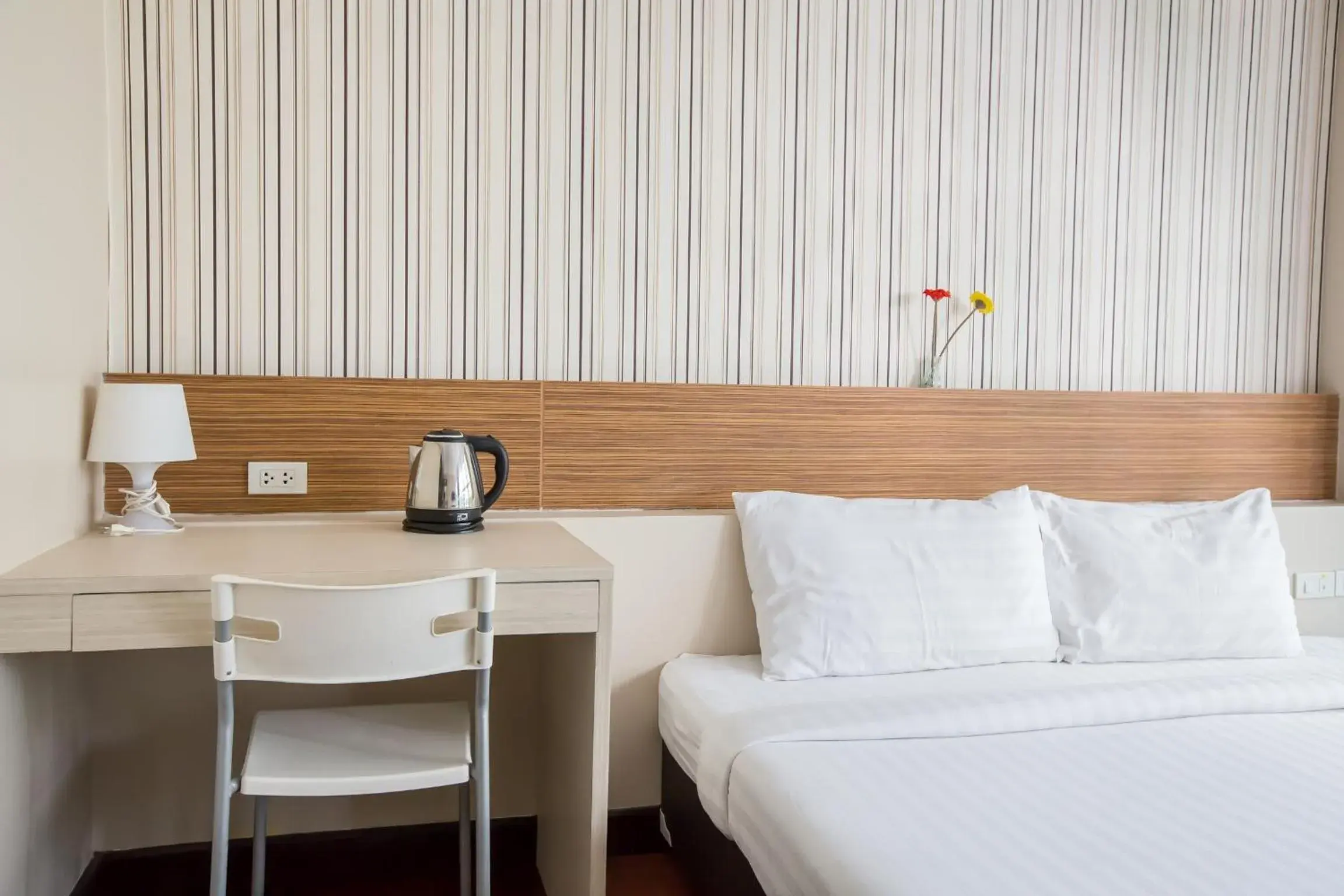 Snooze Hotel Thonglor Bangkok Snooze Hotel Thonglor Bangkok