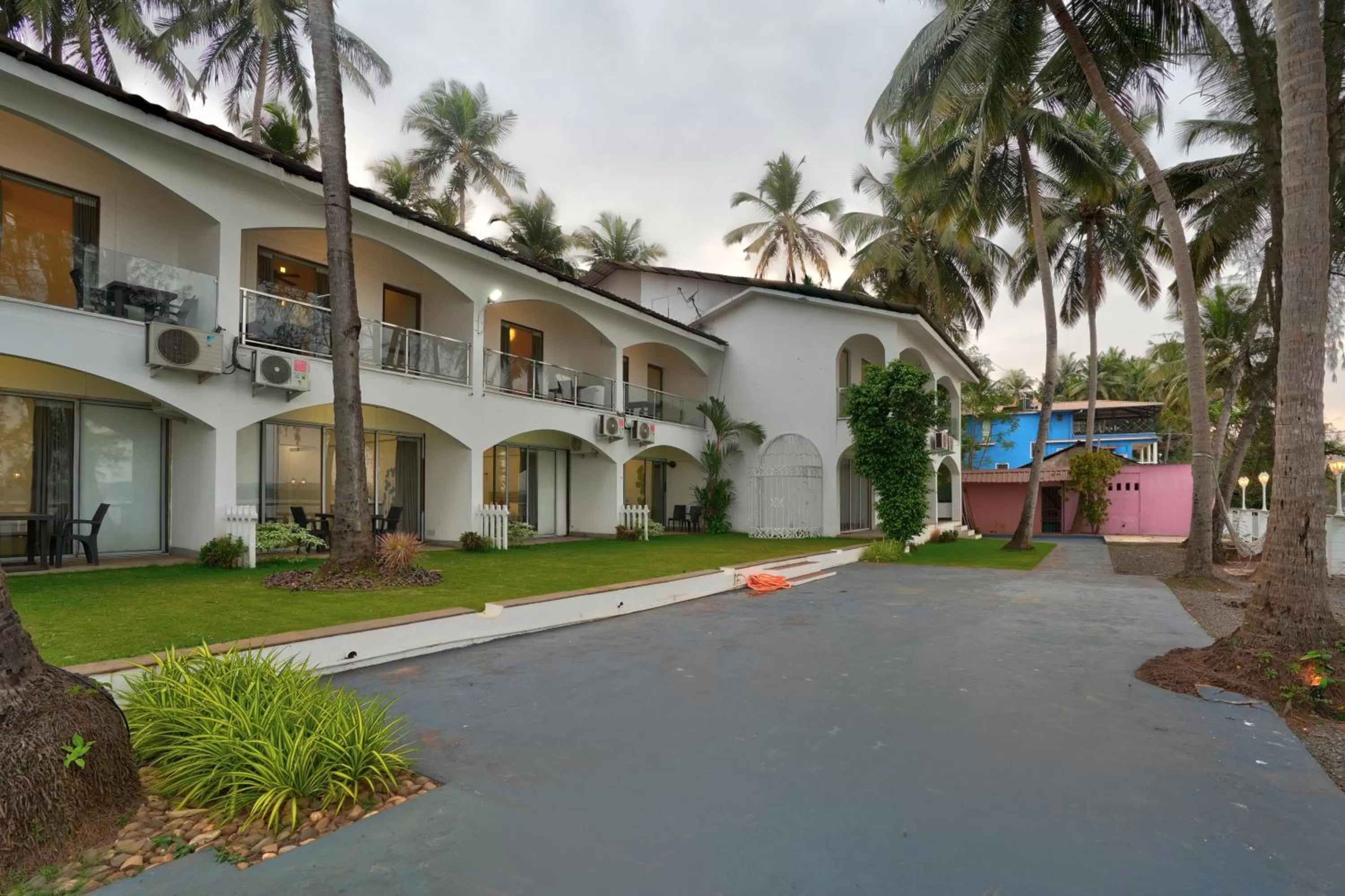 Property building in Blu Missel By The River
