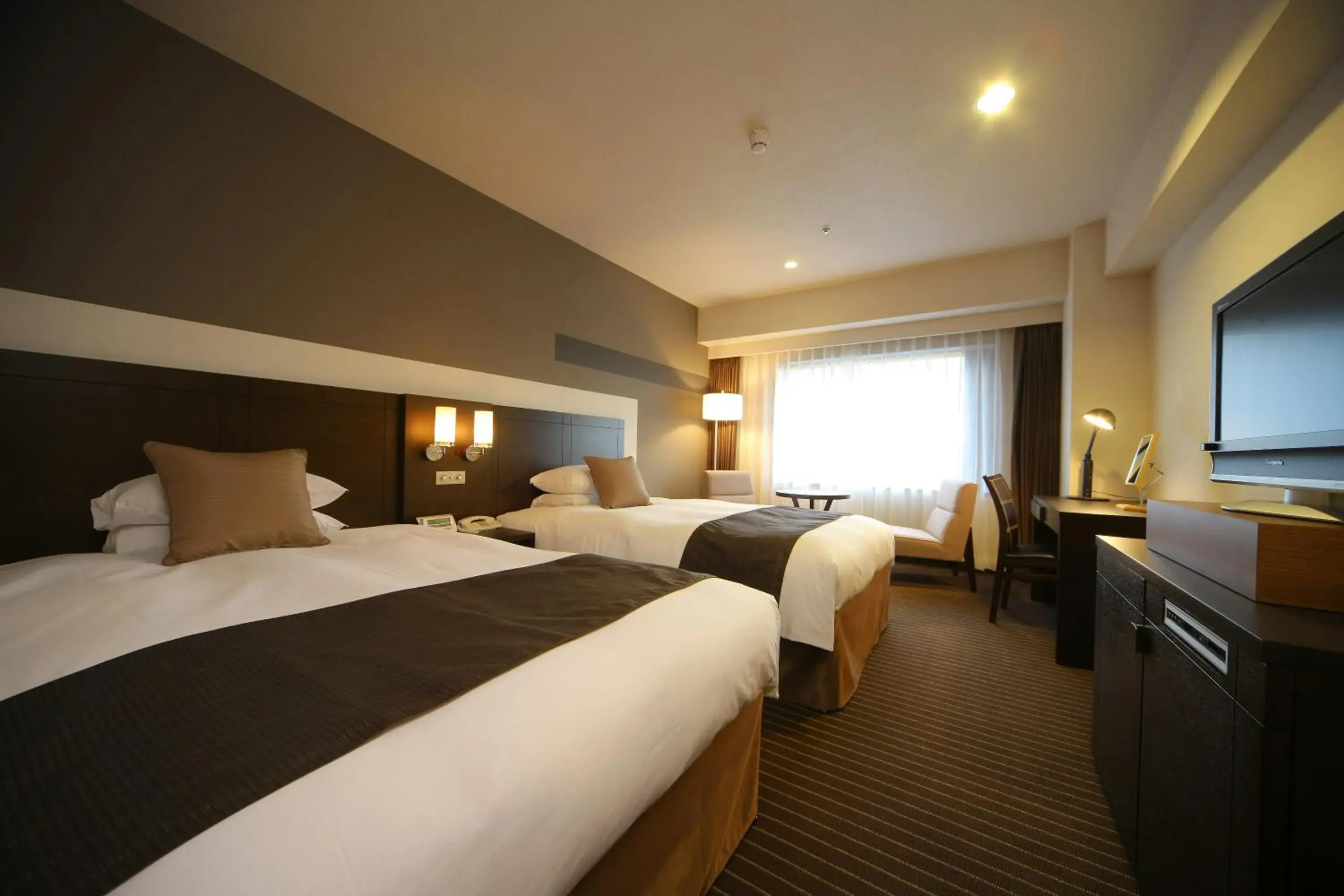 Day, Bed in Hotel Metropolitan Sendai