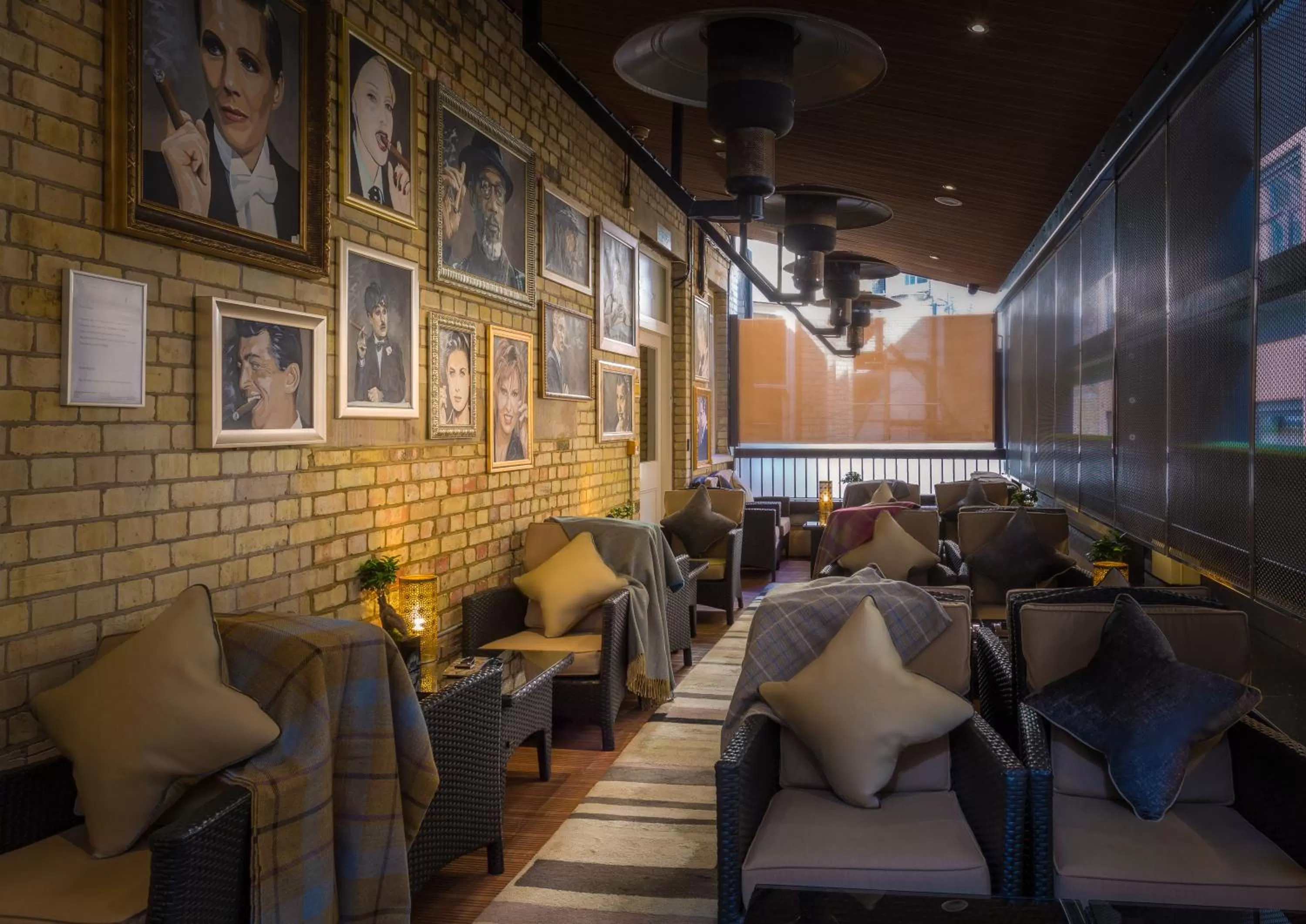 Patio in Ten Manchester Street Hotel