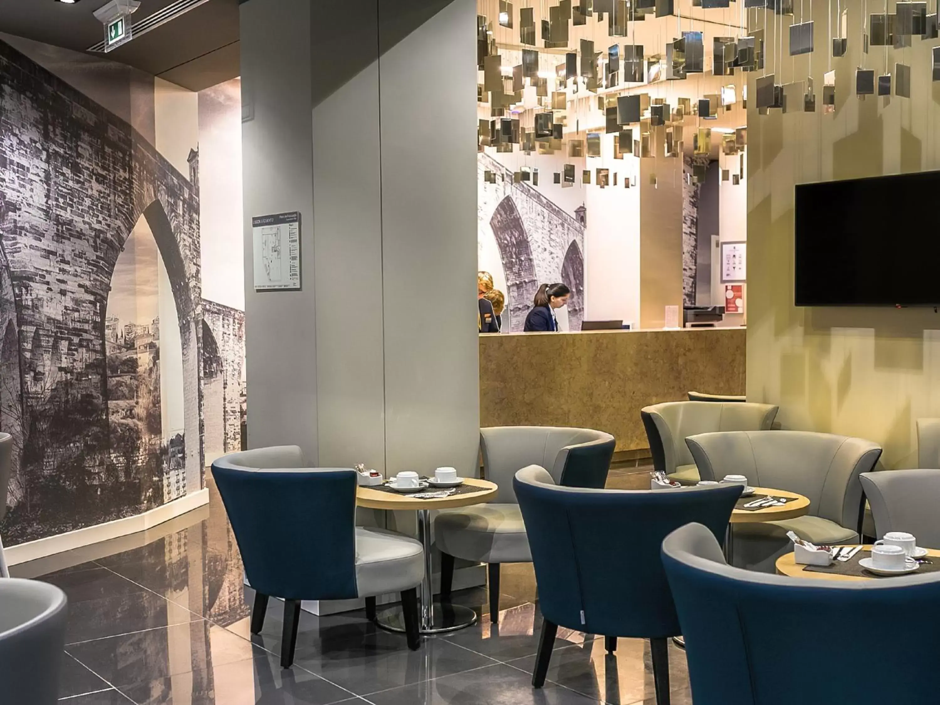 Lobby or reception, Restaurant/Places to Eat in Lisbon Sao Bento Hotel