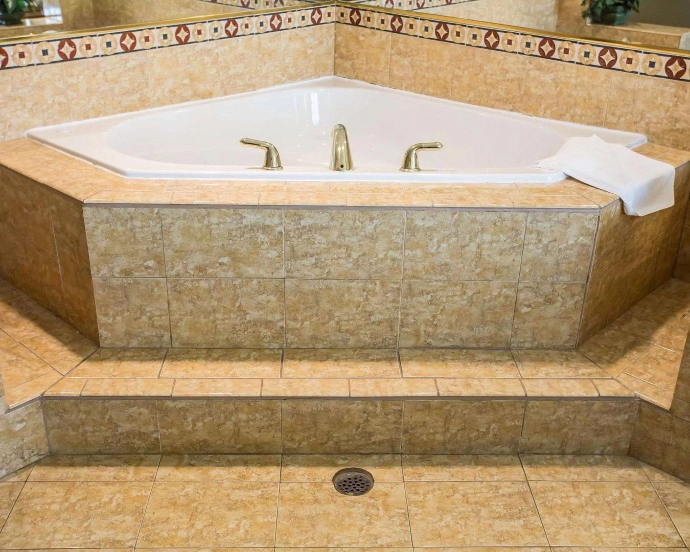 Photo of the whole room in Comfort Inn & Suites Walterboro I-95