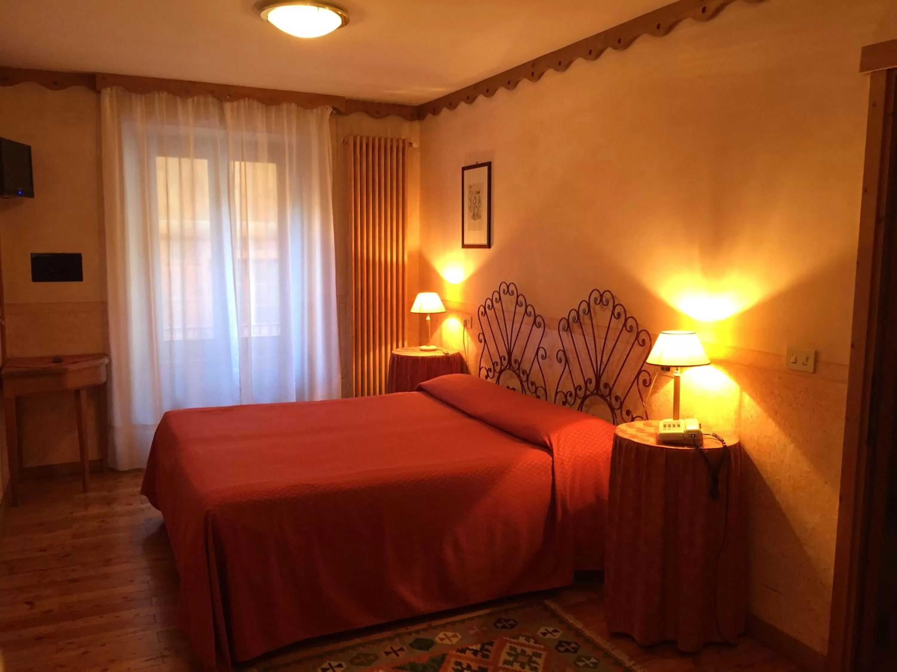 Bedroom, Bed in Centrale