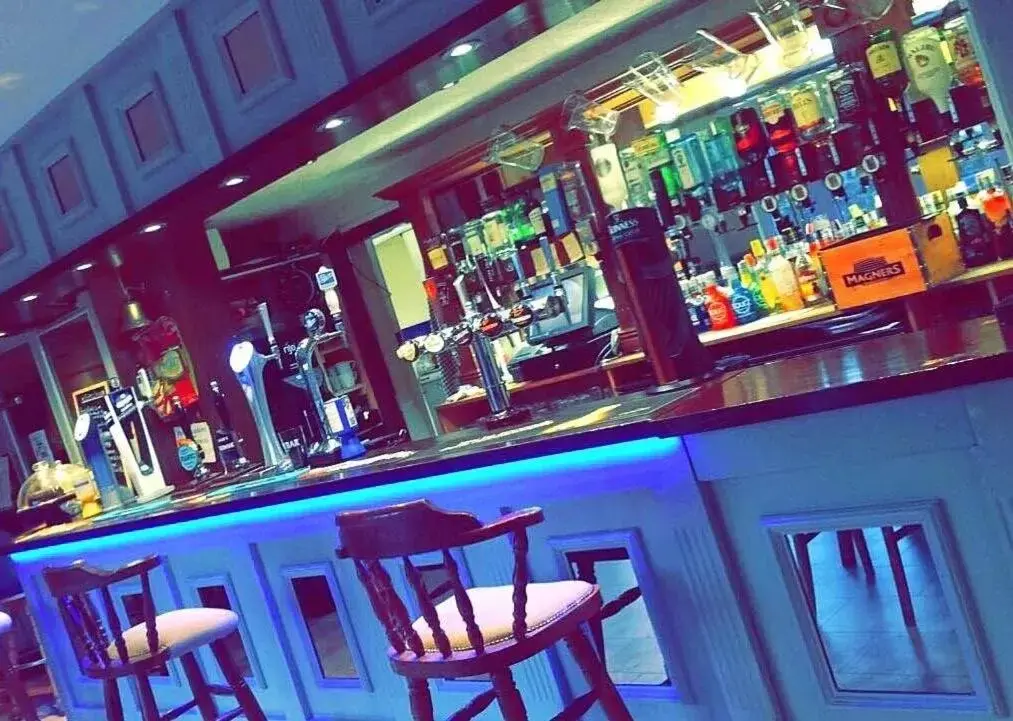Lounge or bar, Lounge/Bar in The Traxx Hotel