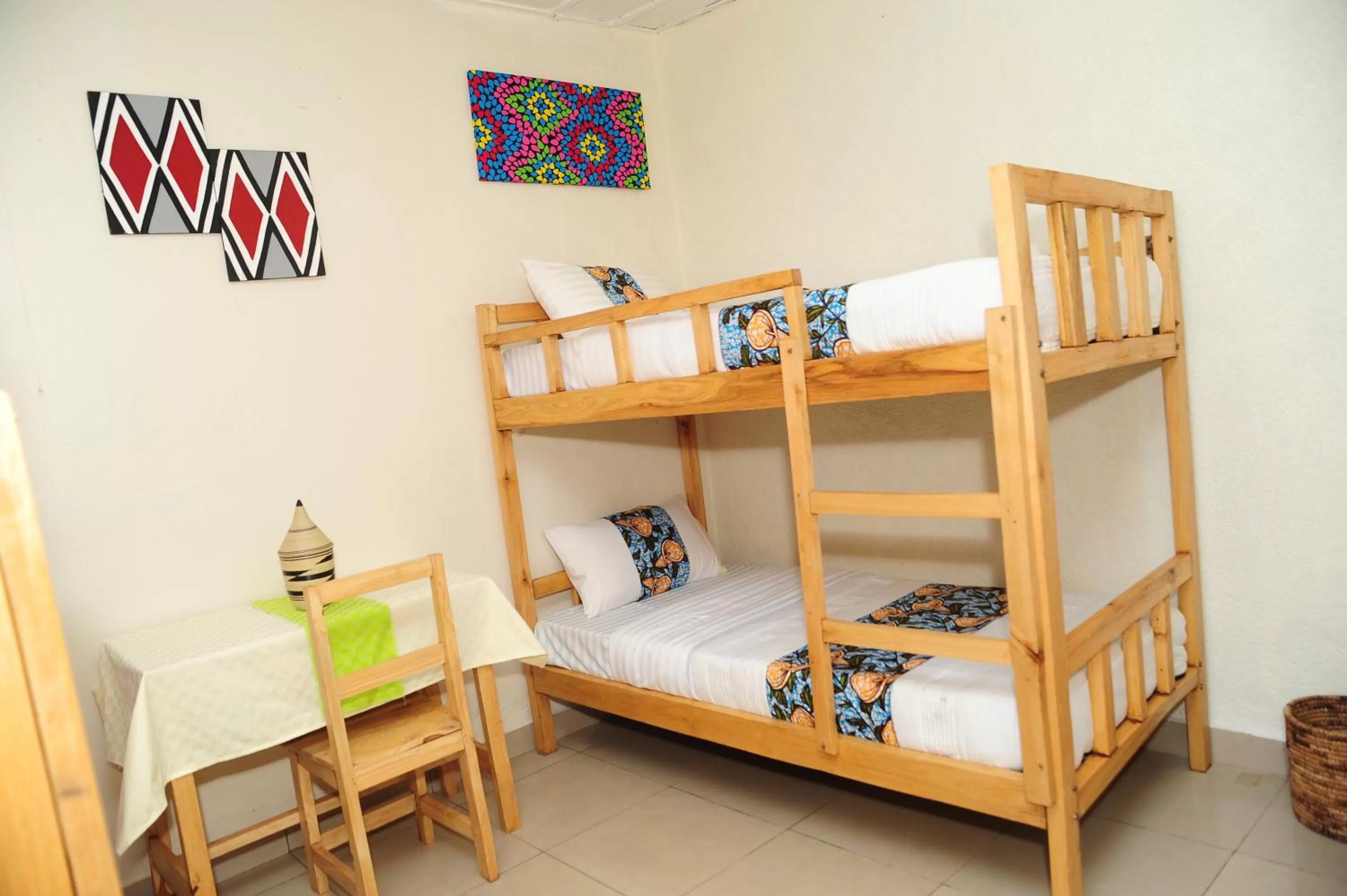 bunk bed in INZOZI AFRICA HOUSE B&B- Kacyiru