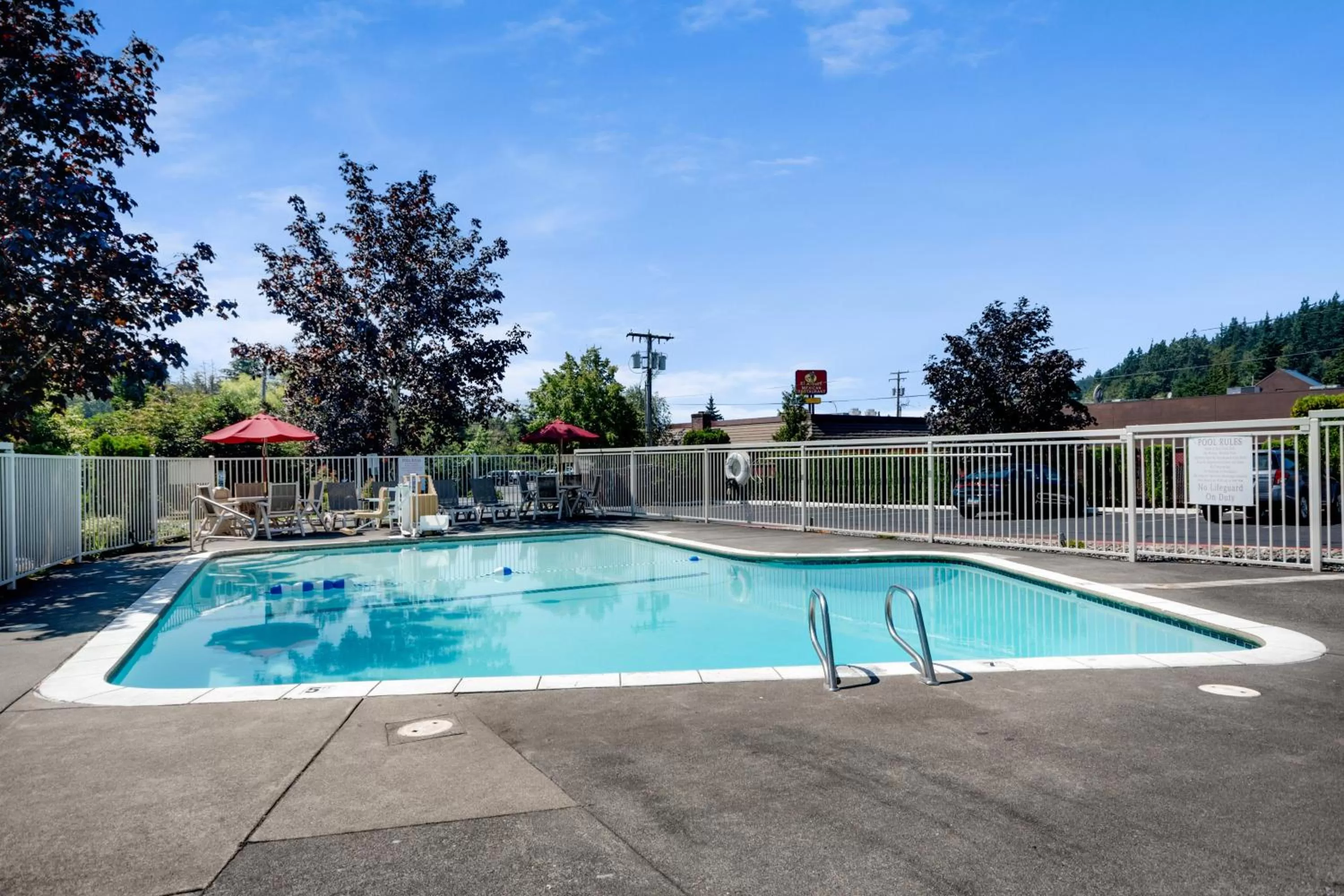 Swimming pool in Motel 6-Bellingham, WA