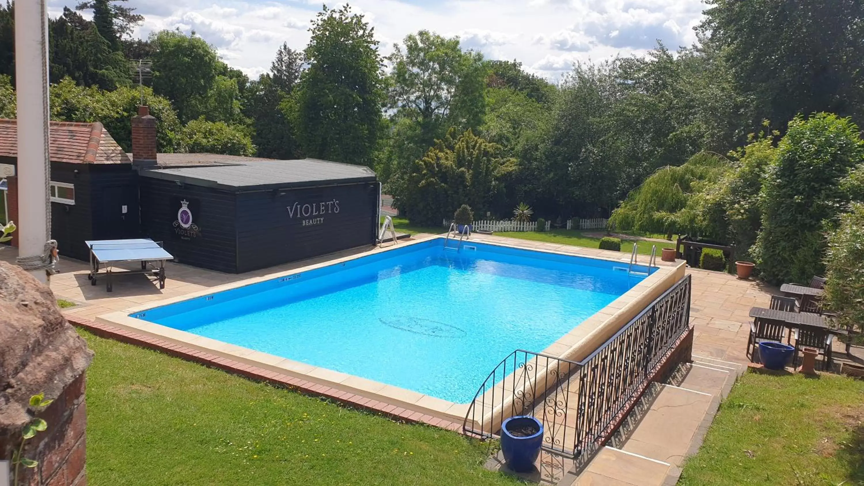 Activities, Swimming Pool in De Rougemont Manor