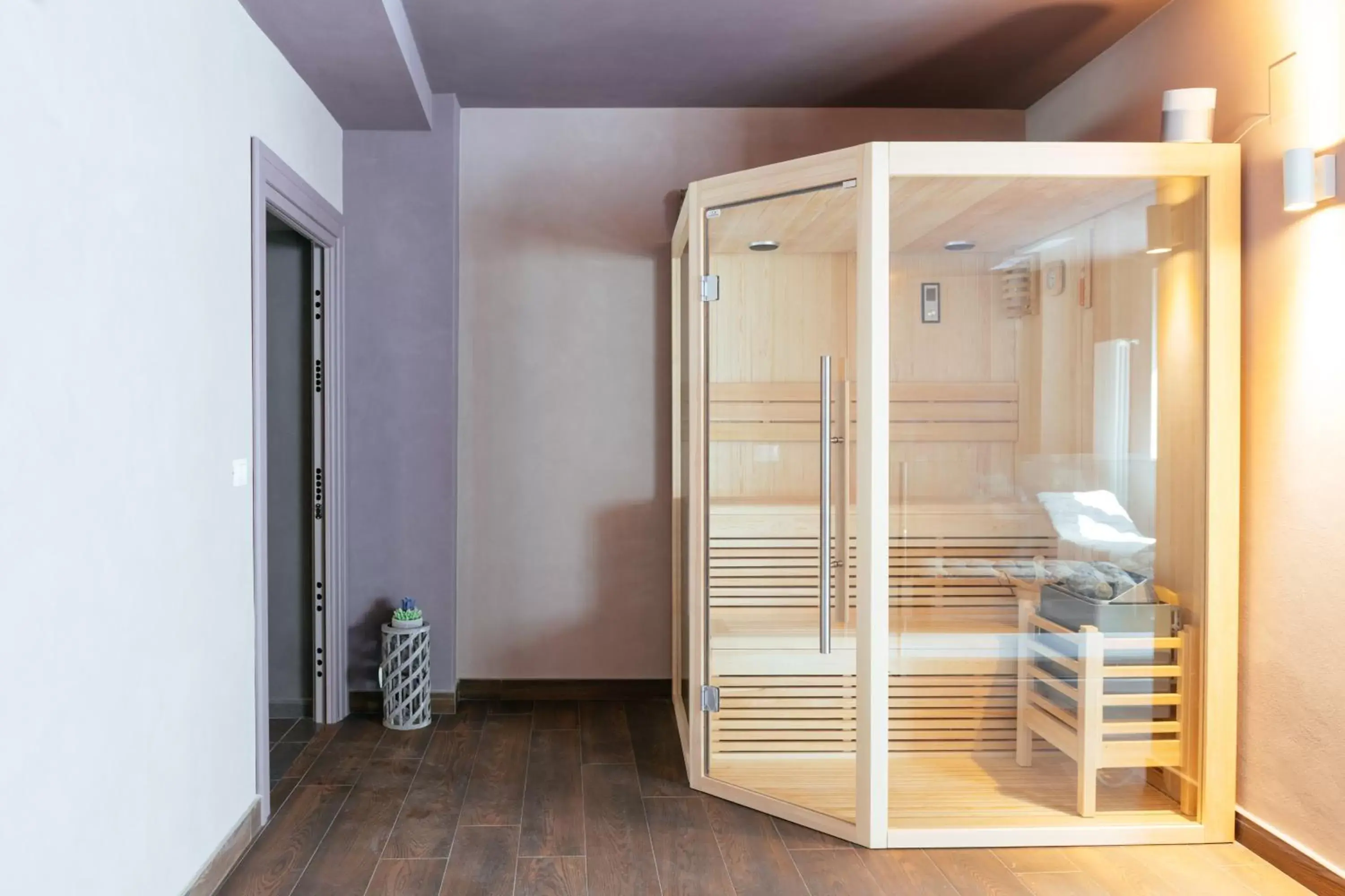 Sauna, Bathroom in Hotel Bella Napoli ristorante & spa