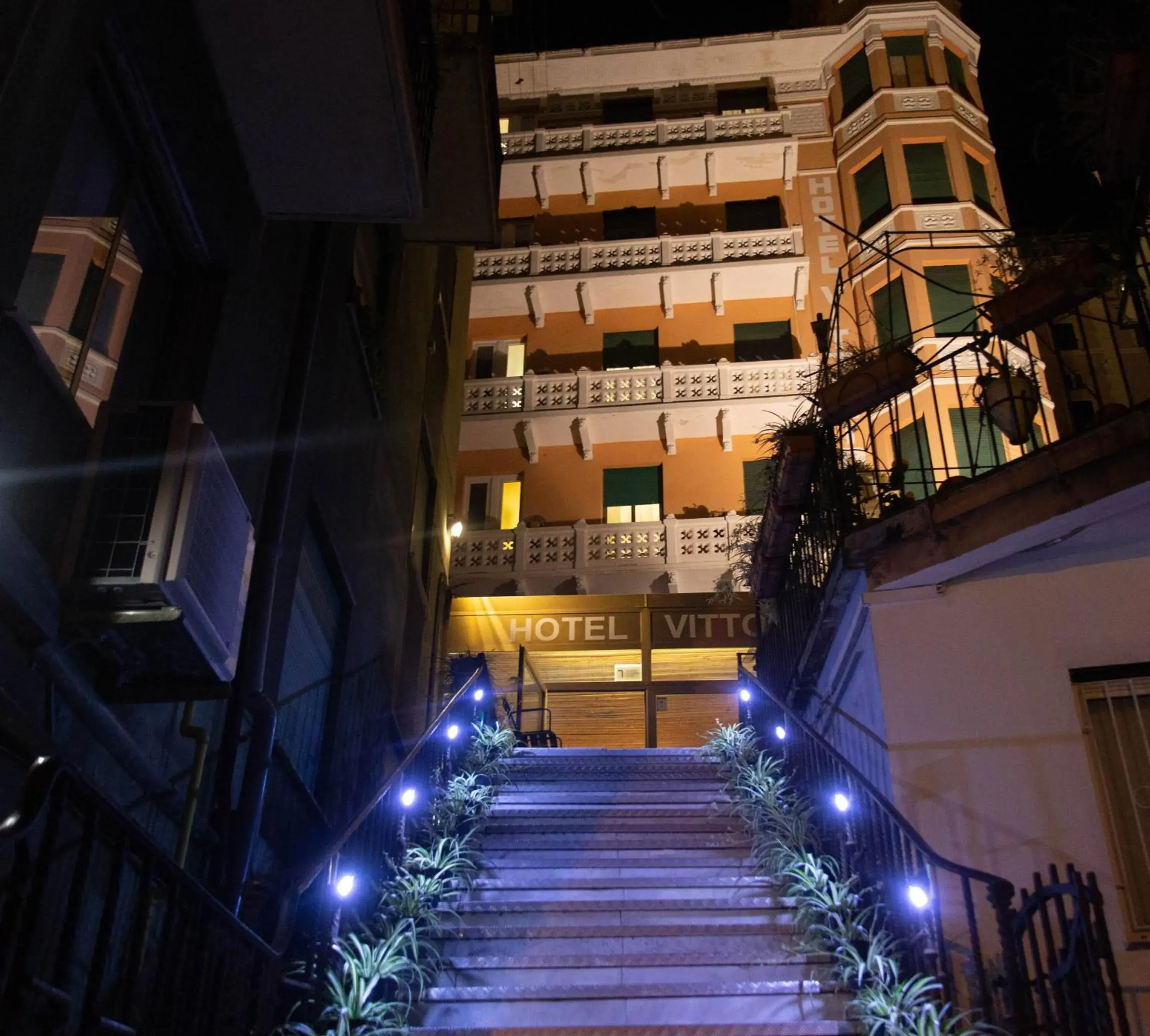 Property Building in Hotel Vittoria