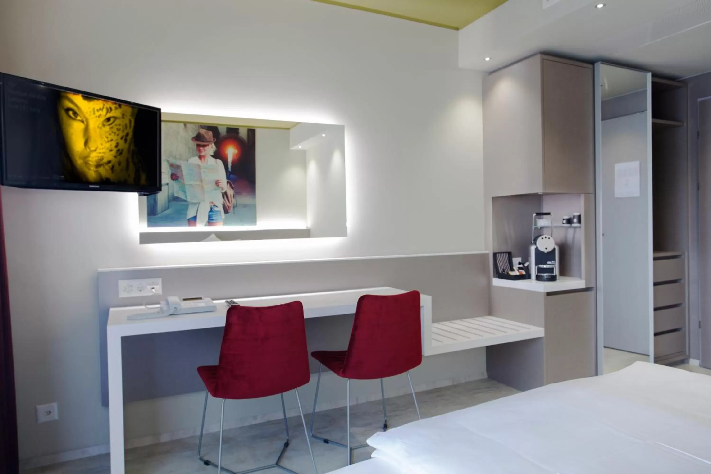 Area and facilities in Hotel City Locarno