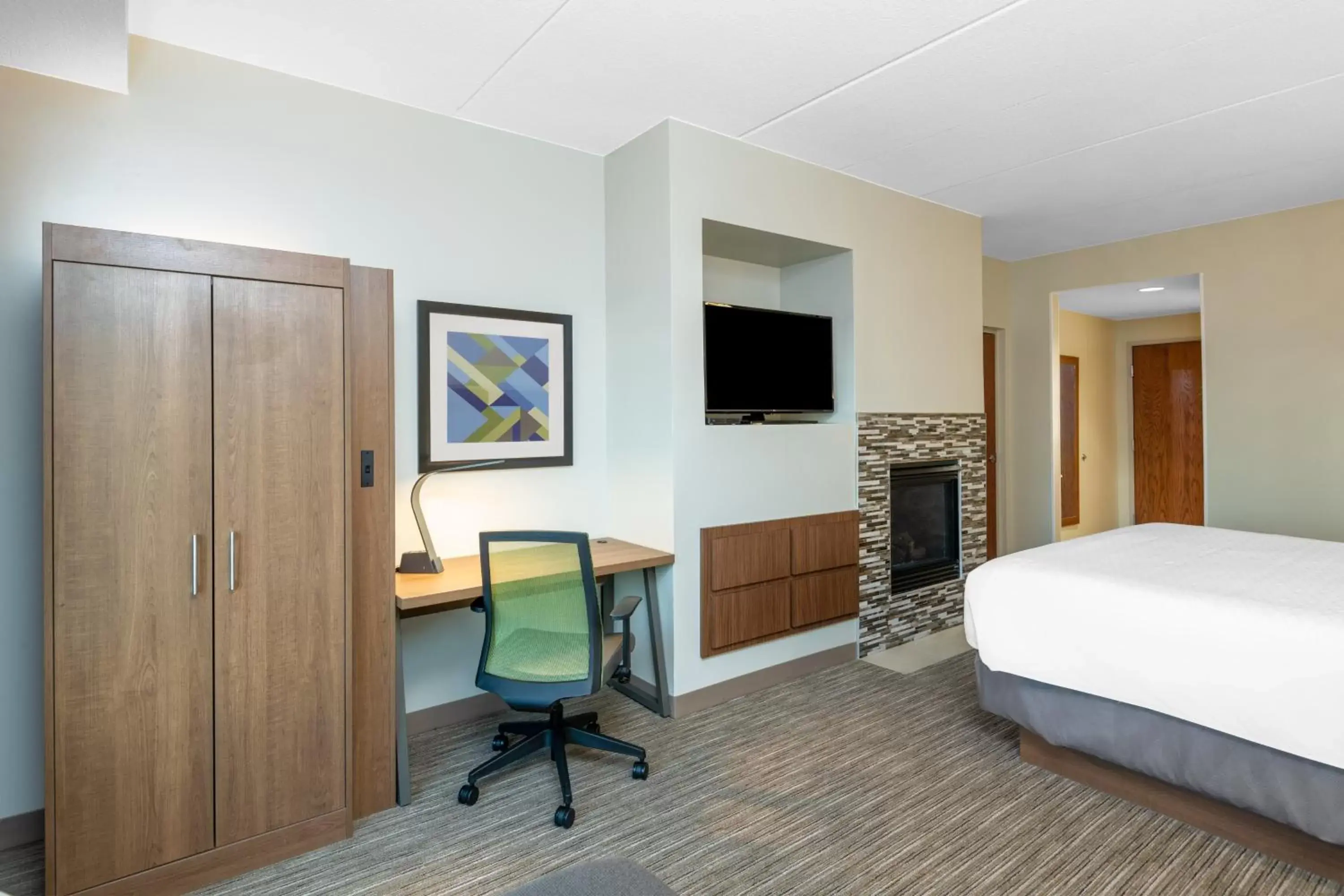 Photo of the whole room, TV/Entertainment Center in Holiday Inn Express Hotels & Suites Washington-North Saint George, an IHG Hotel