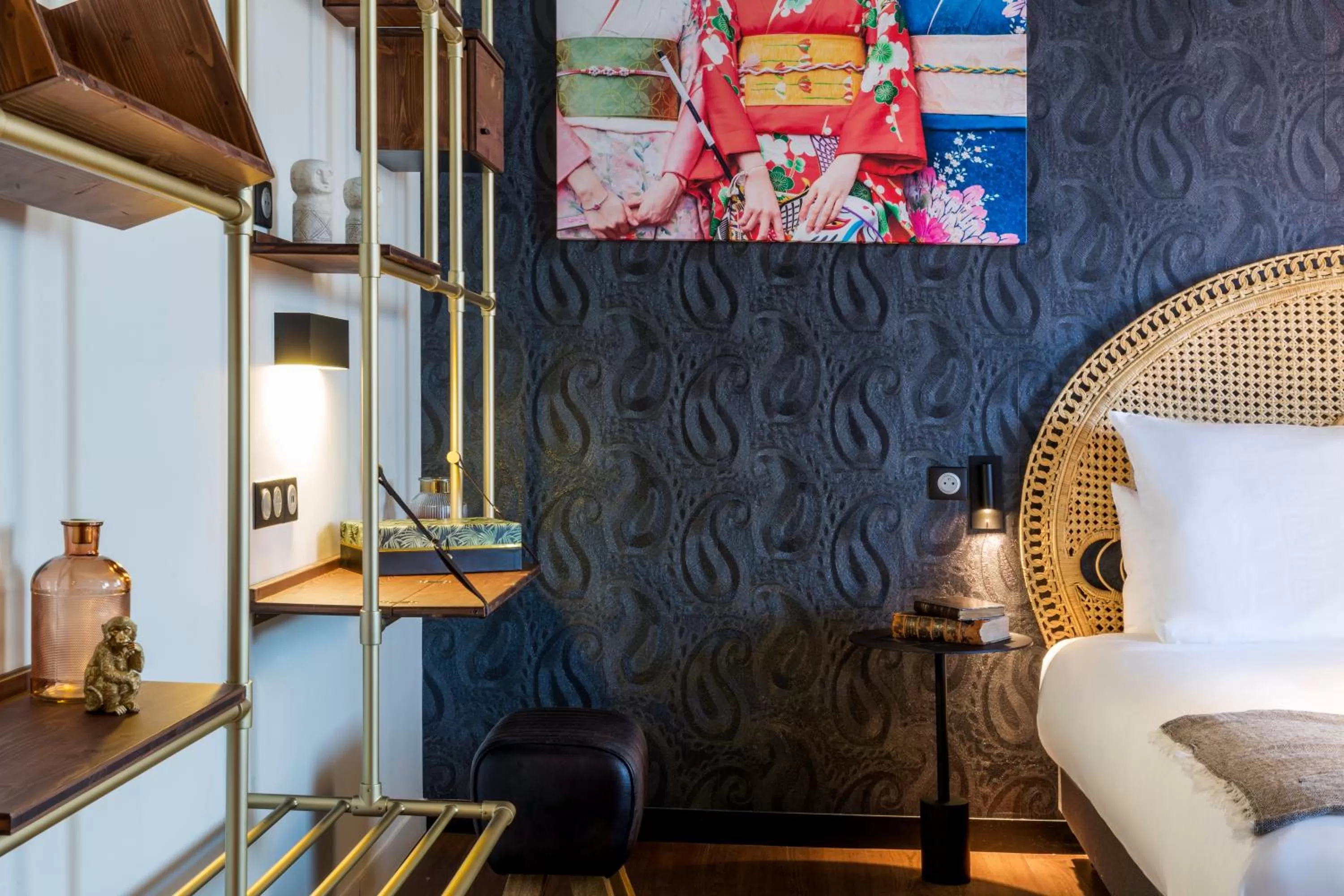 Bedroom in Aiden by Best Western Lorient Centre