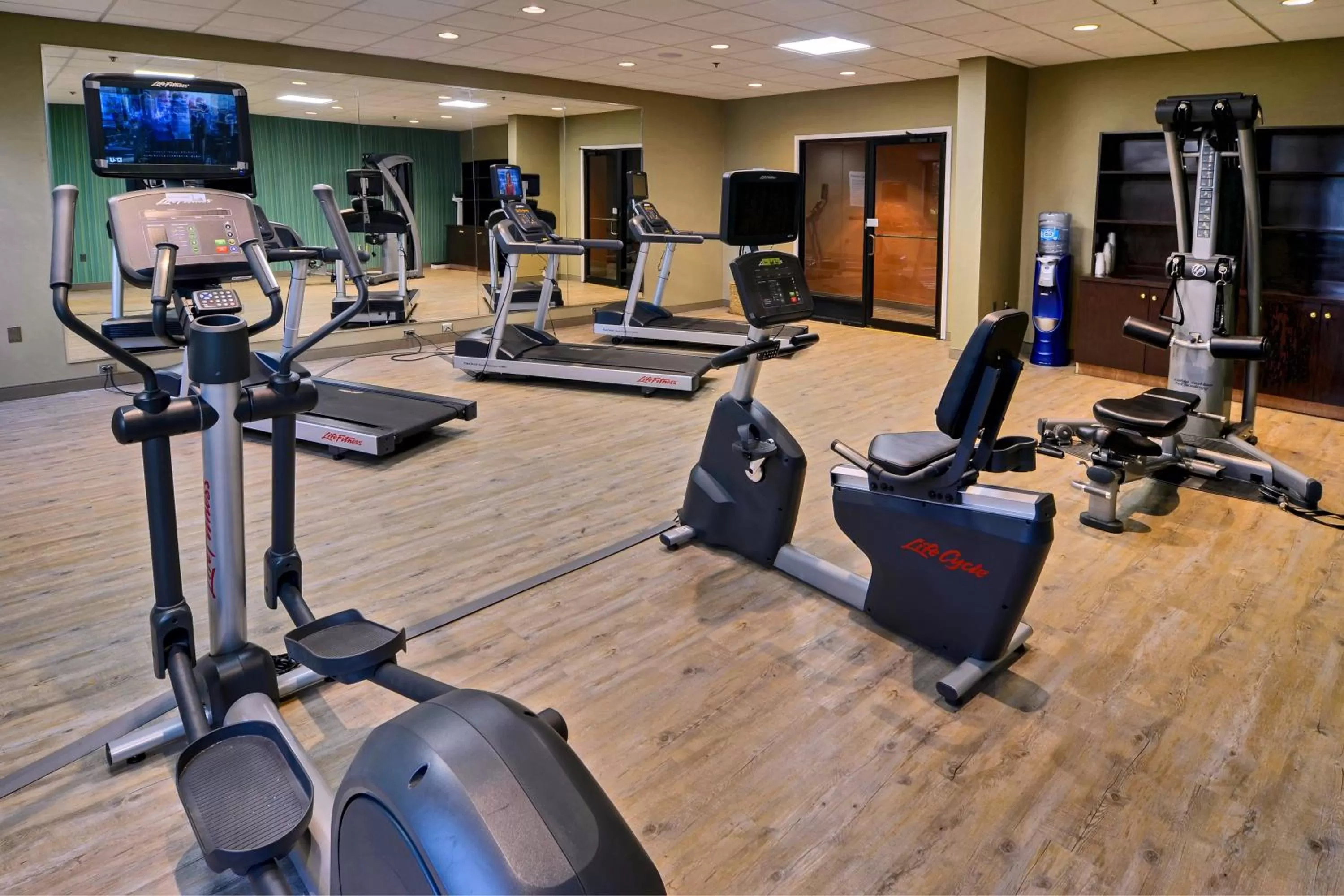Fitness centre/facilities in Holiday Inn Express Aberdeen-Chesapeake House by IHG