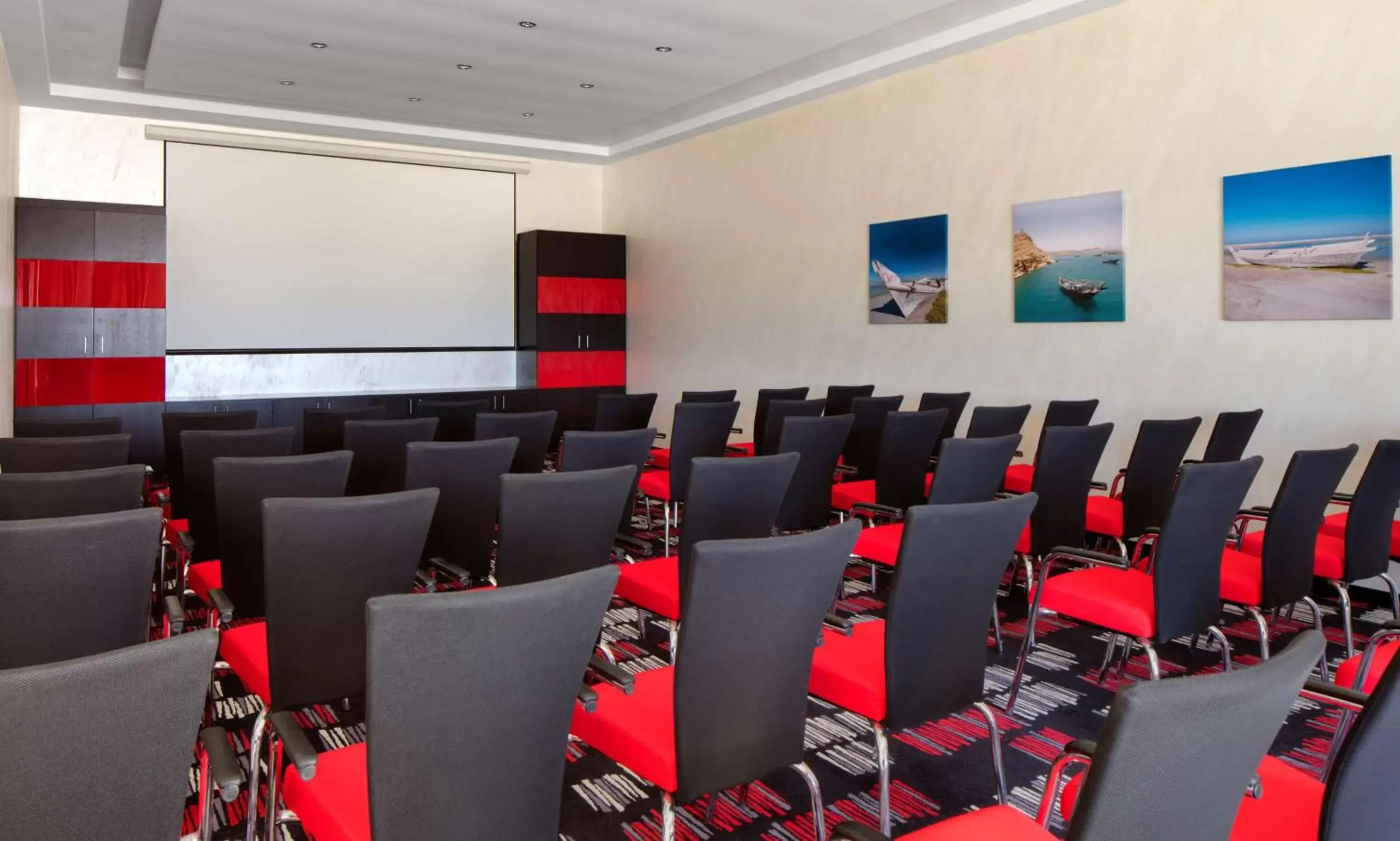 Meeting/conference room in Radisson Blu Hotel Sohar