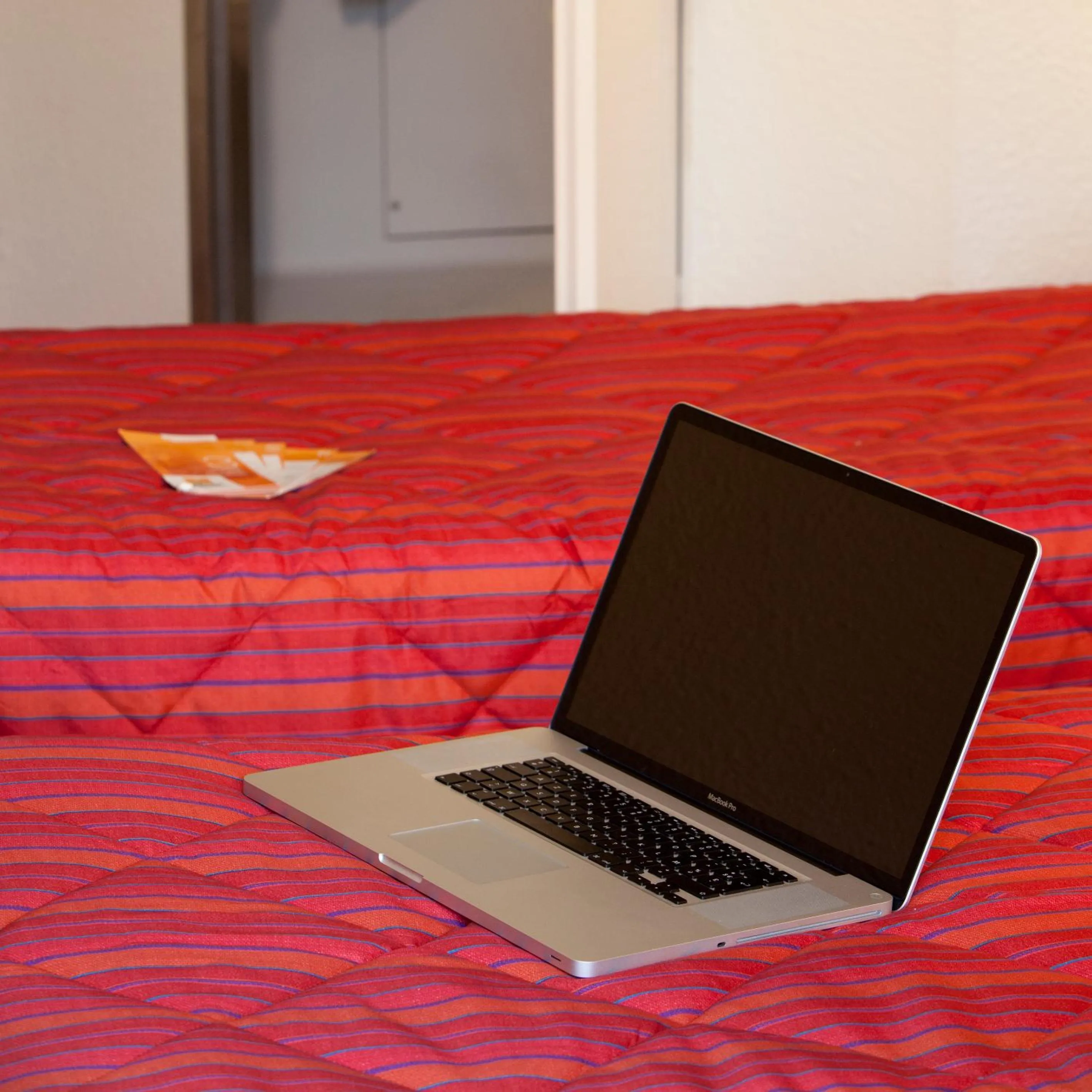 Bed in Premiere Classe Lyon Sud - Chasse Sur Rhône