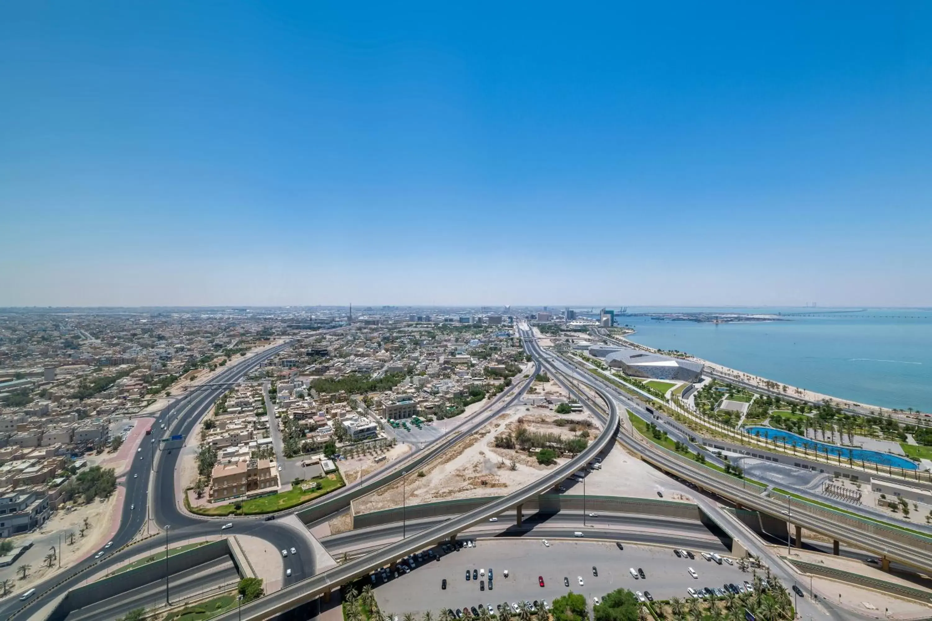 Photo of the whole room, Bird's-eye View in Four Points By Sheraton Kuwait