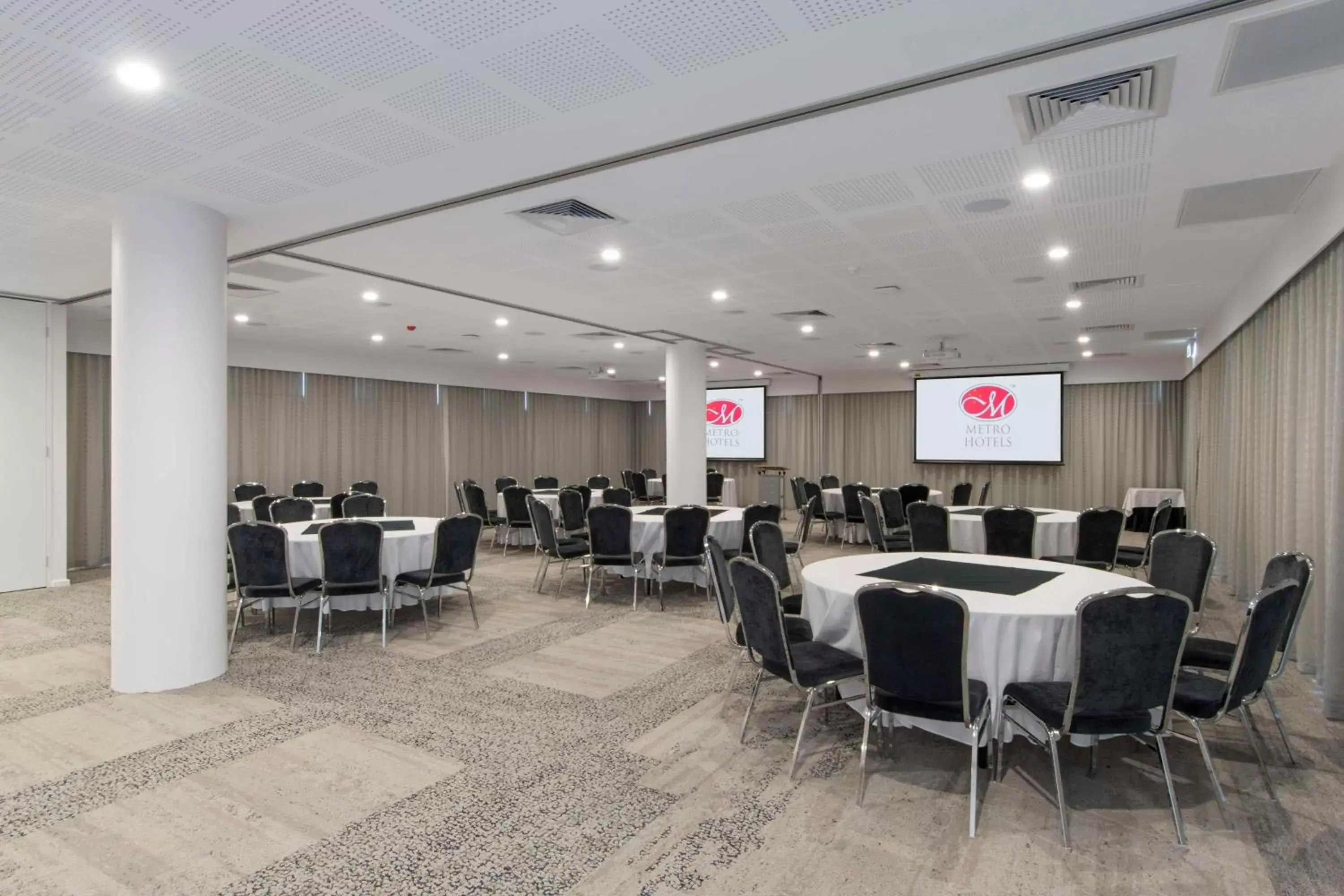 Meeting/conference room in Metro Hotel Perth