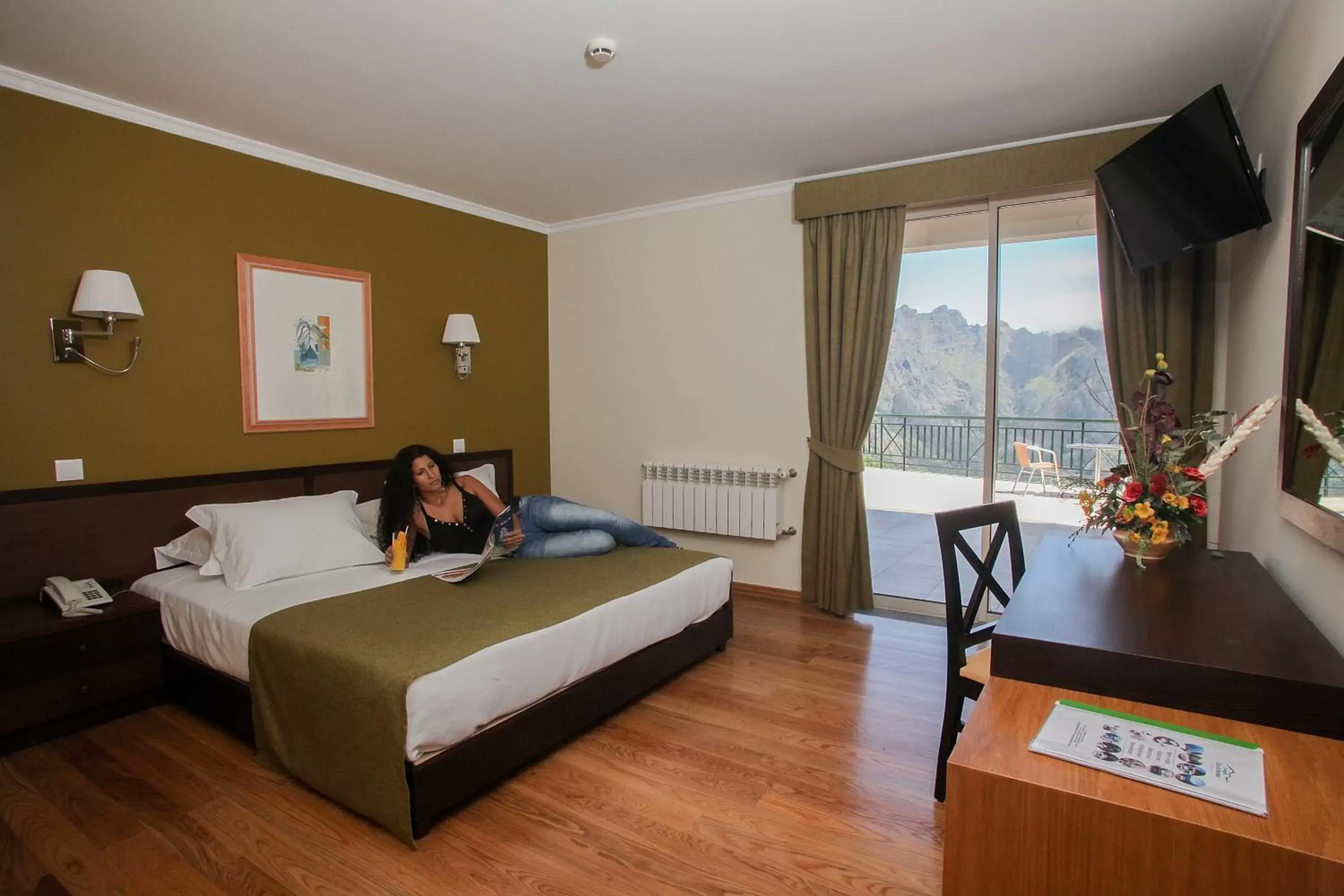 Bedroom in Eira do Serrado - Hotel & Spa