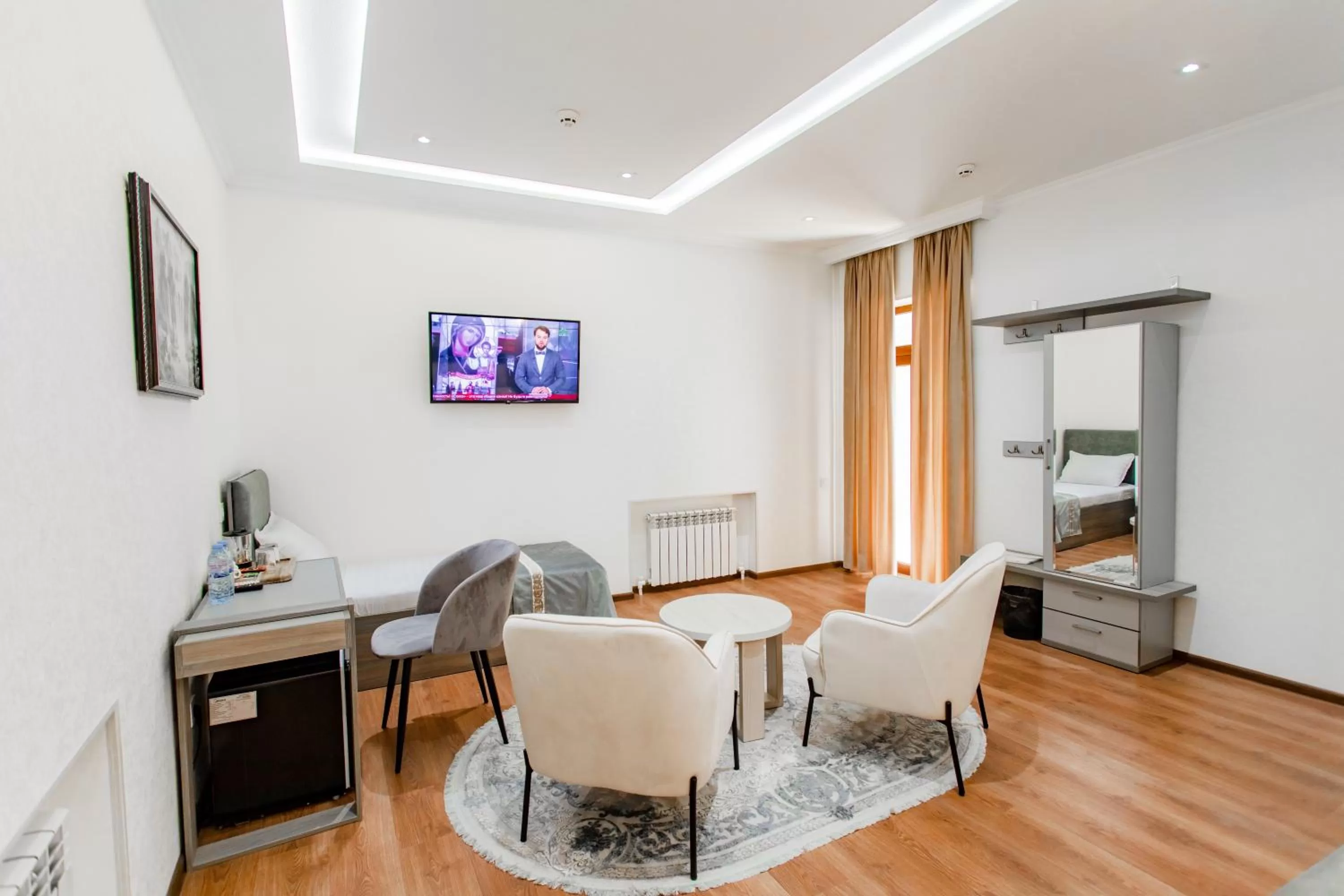 TV and multimedia in Registon Saroy Hotel