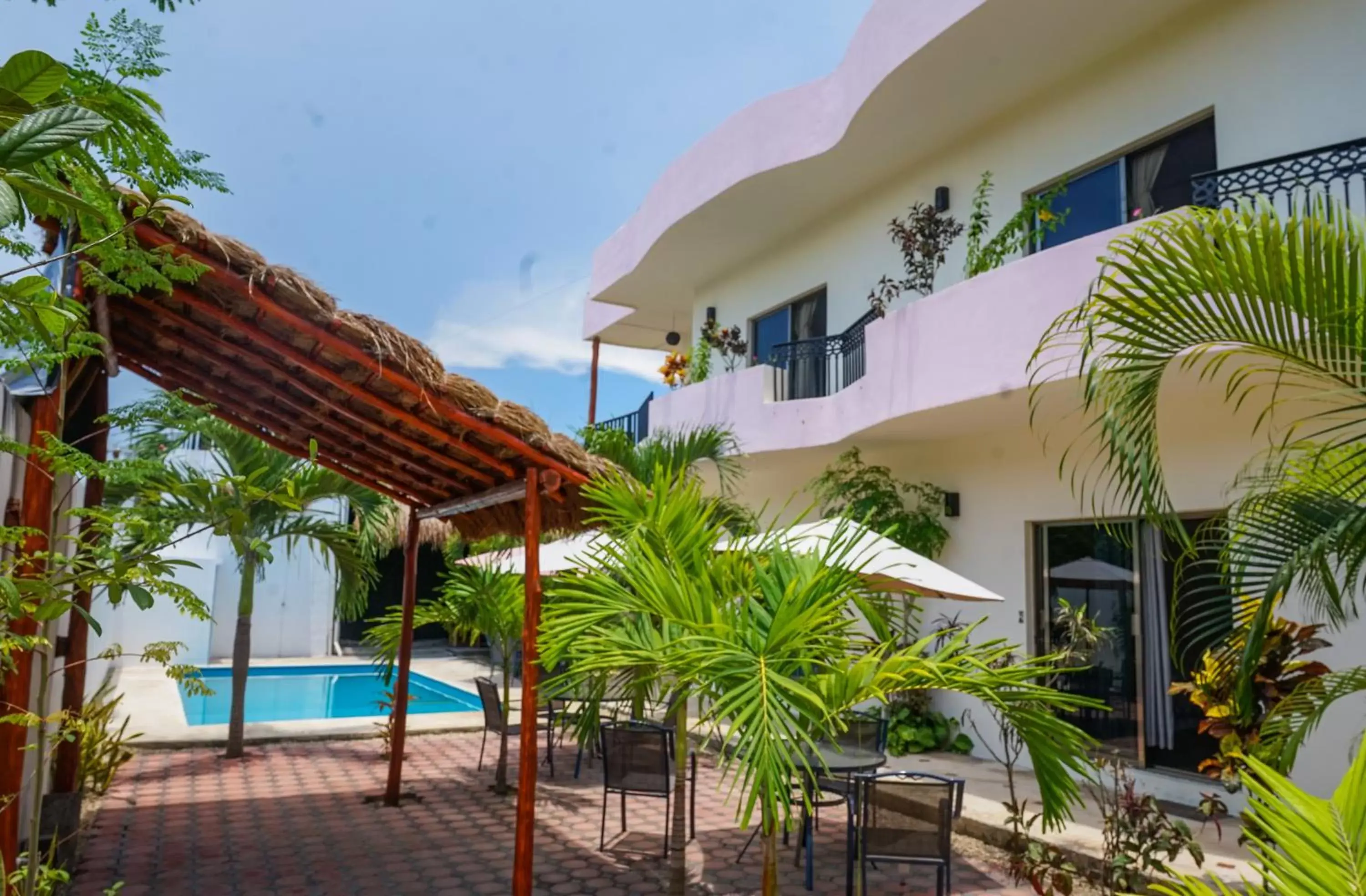 Property building, Swimming Pool in hotel stella maris tulum