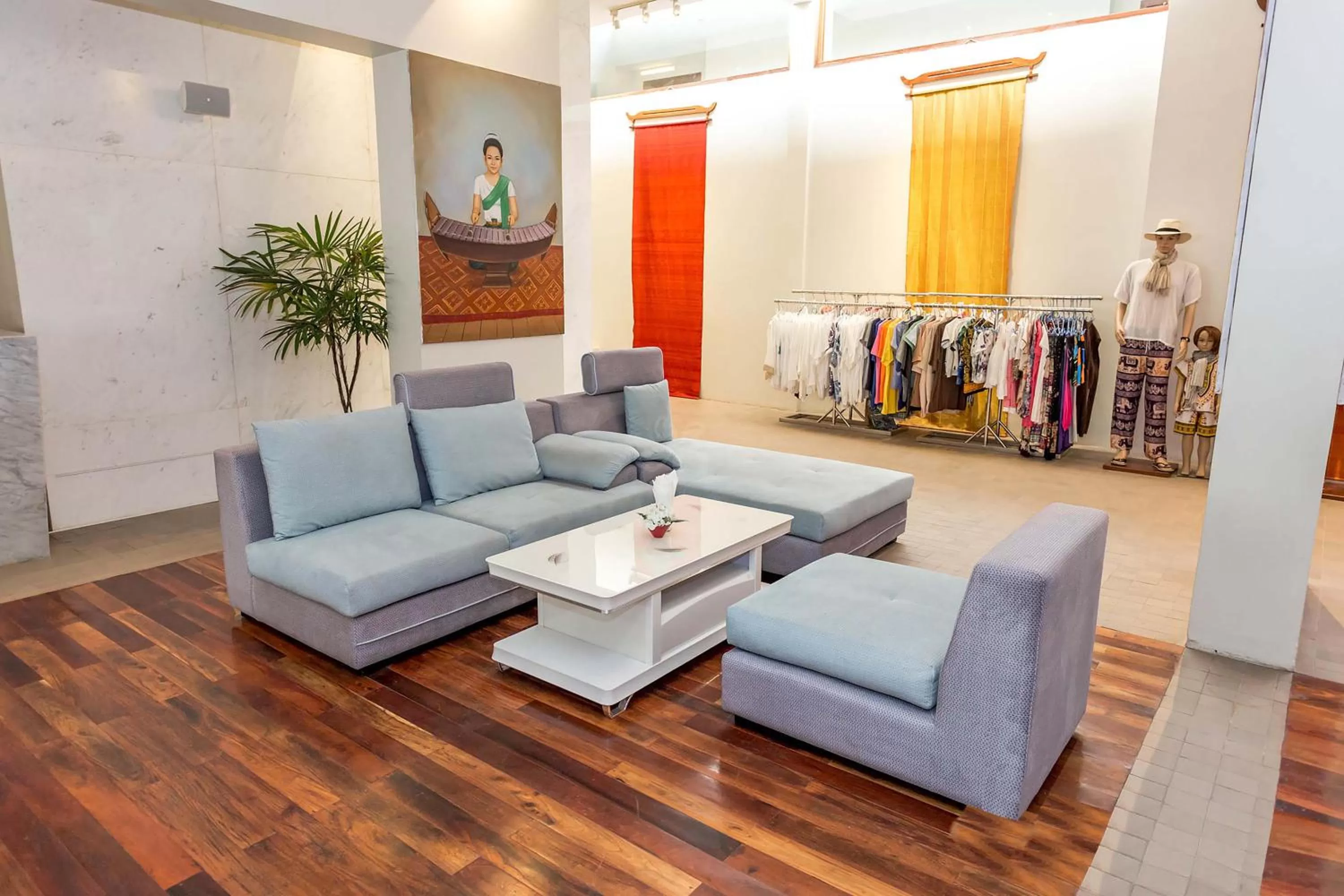 Lounge or bar in Somadevi Residence