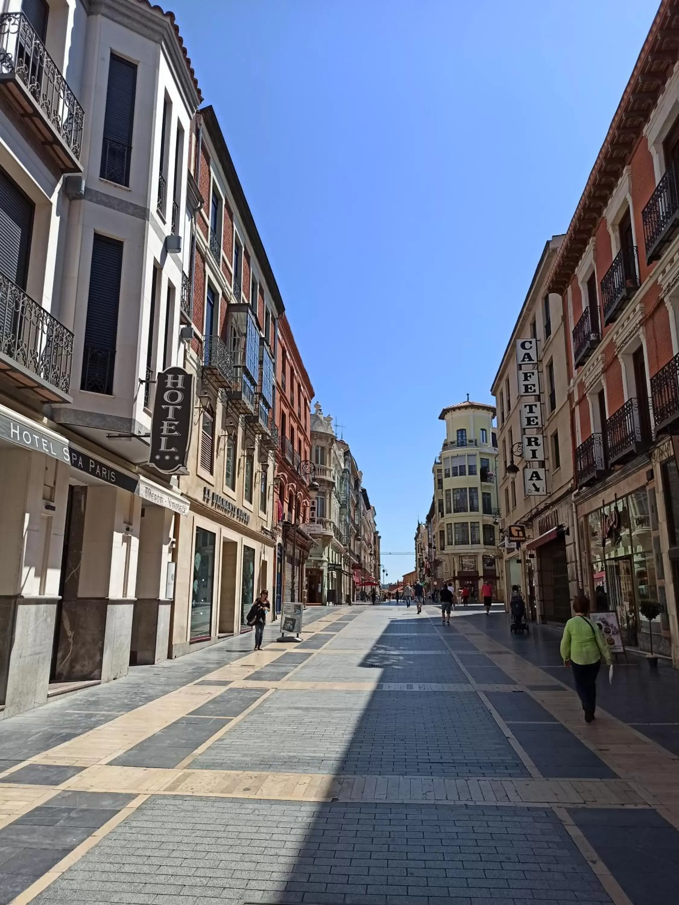 Facade/entrance in ARVA Spa París Facade/entrance in ARVA Spa París