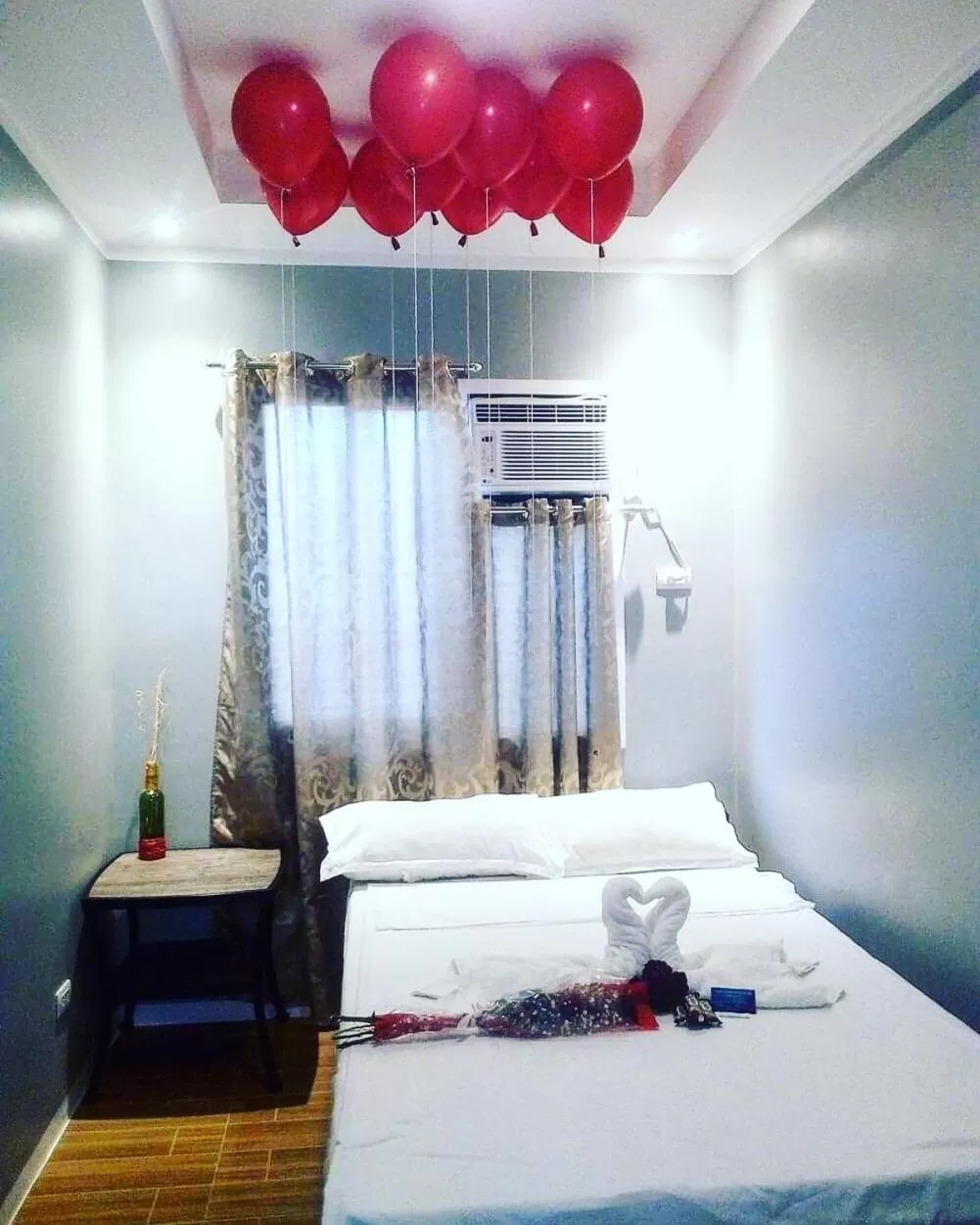 Bed in Kingswick Residences & Lodge