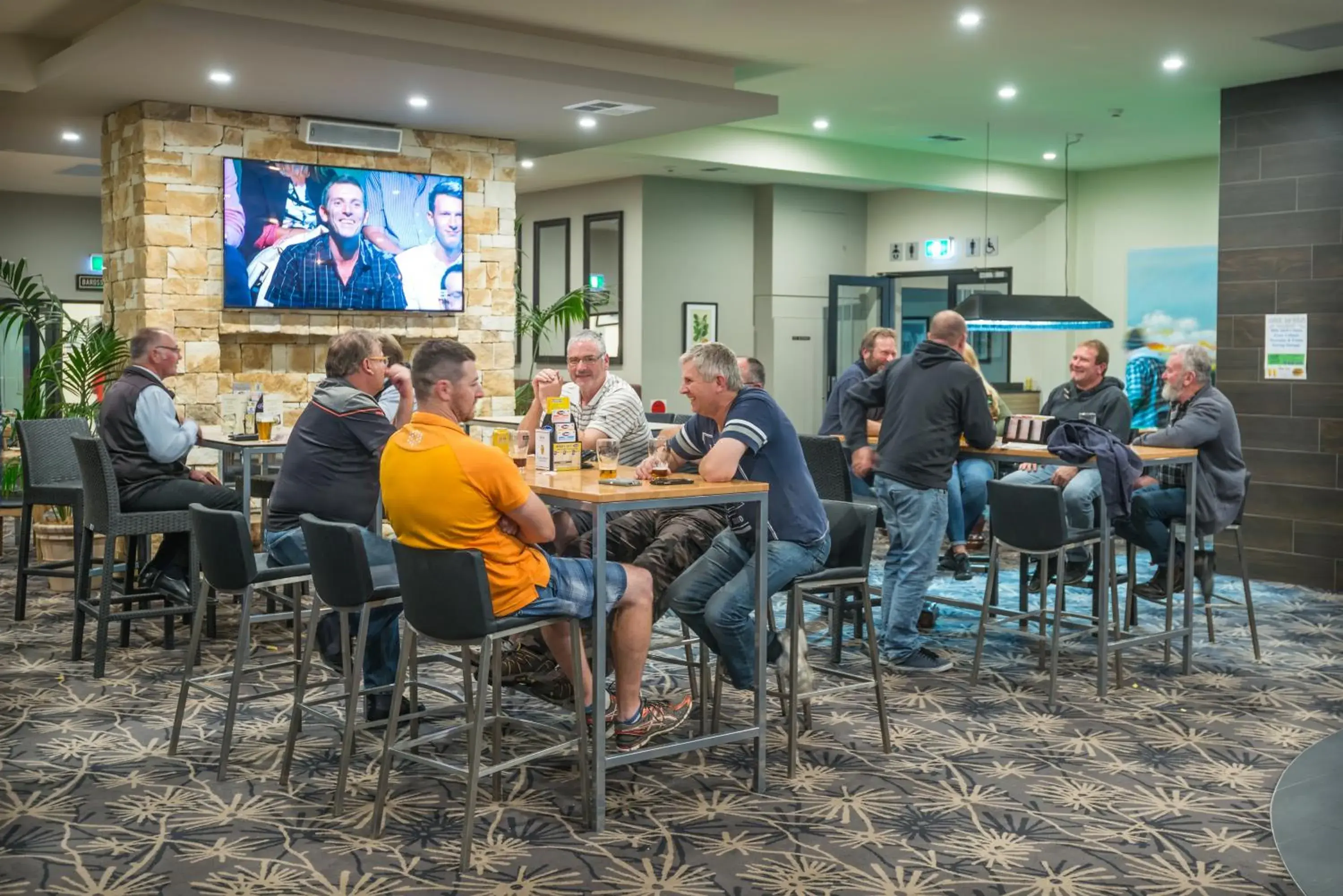 Lounge or bar in Vine Inn Barossa