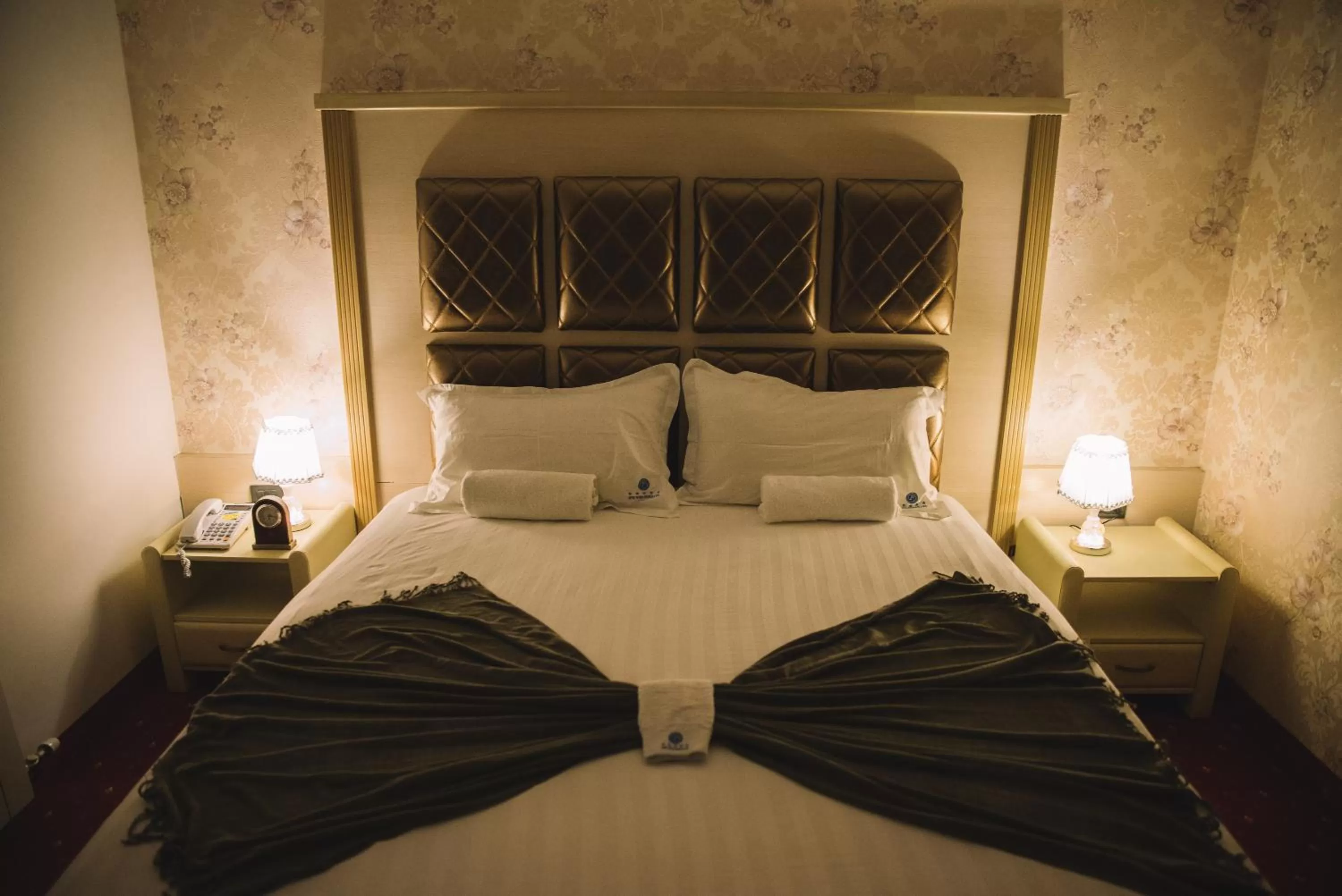 Bed in Petriti & Spa