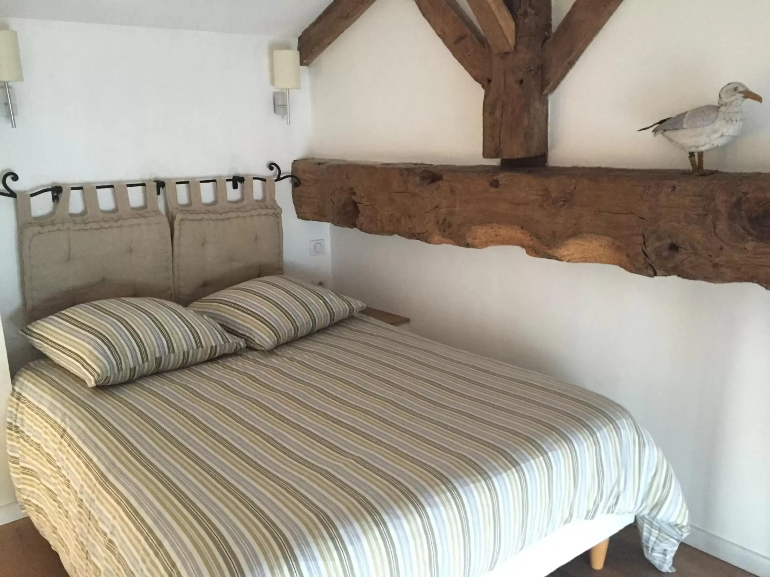 Bed in Le Mole (Appartements et Chambres)