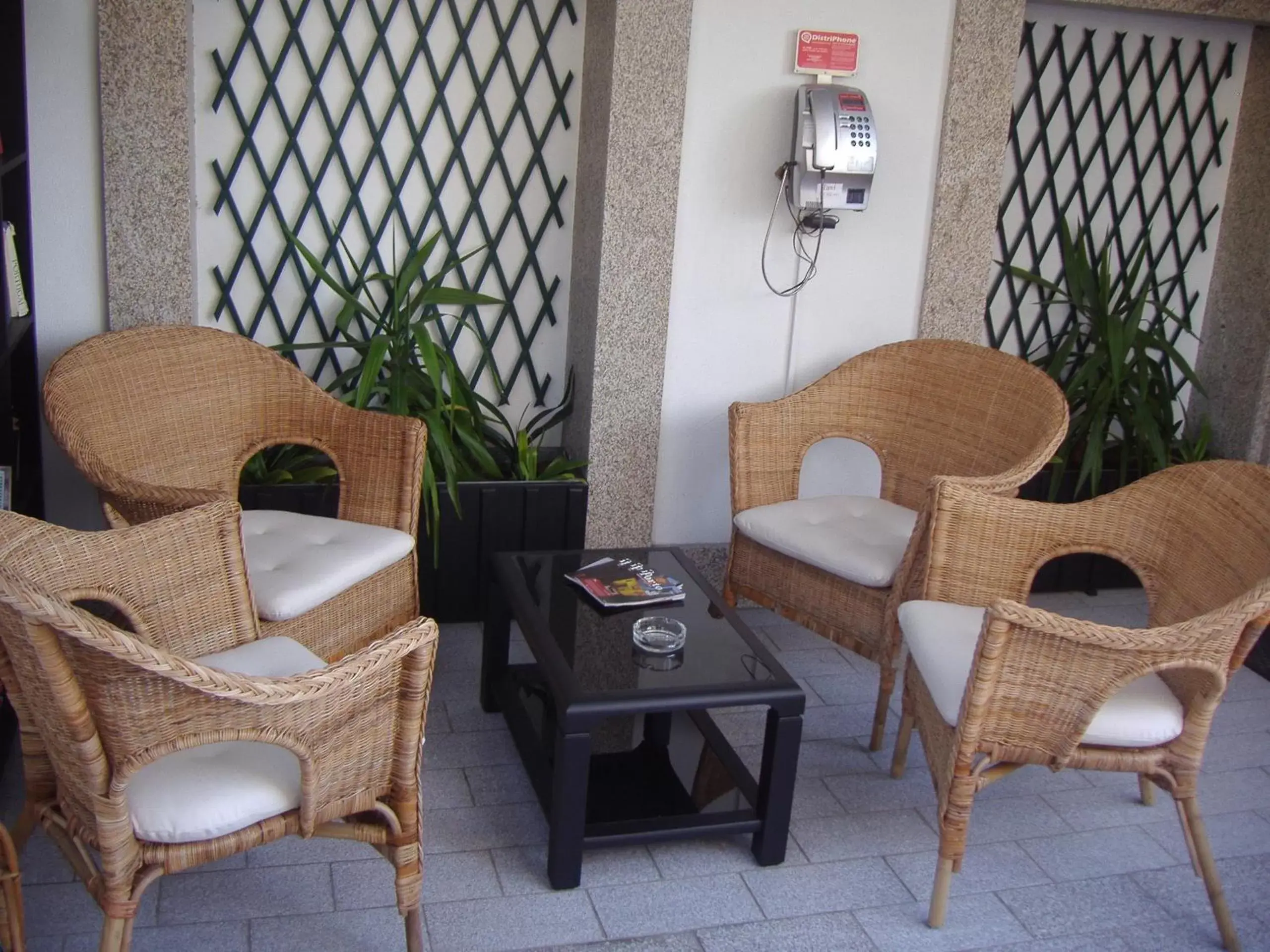 Balcony/Terrace, Seating Area in Hotel Grande Rio