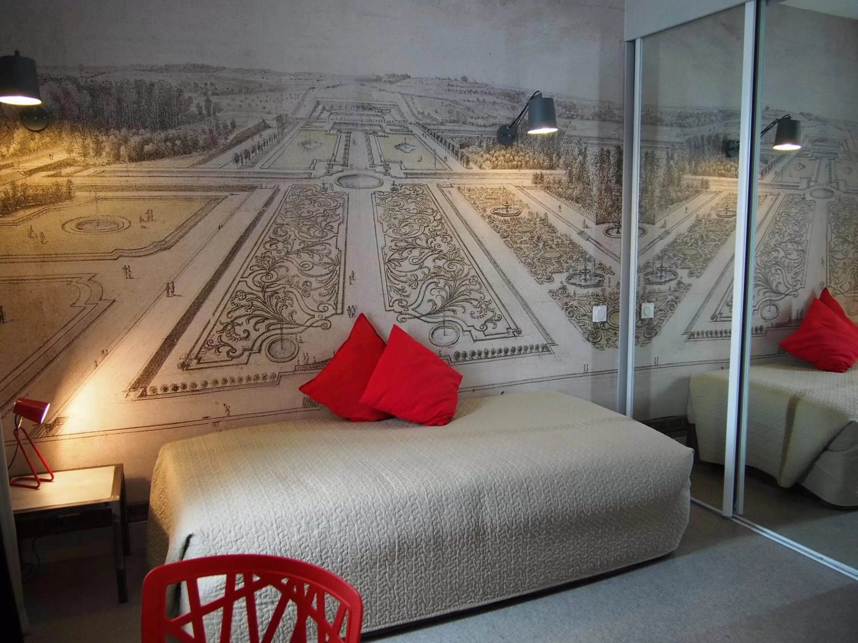 Photo of the whole room, Bed in Porte de Versailles Hotel