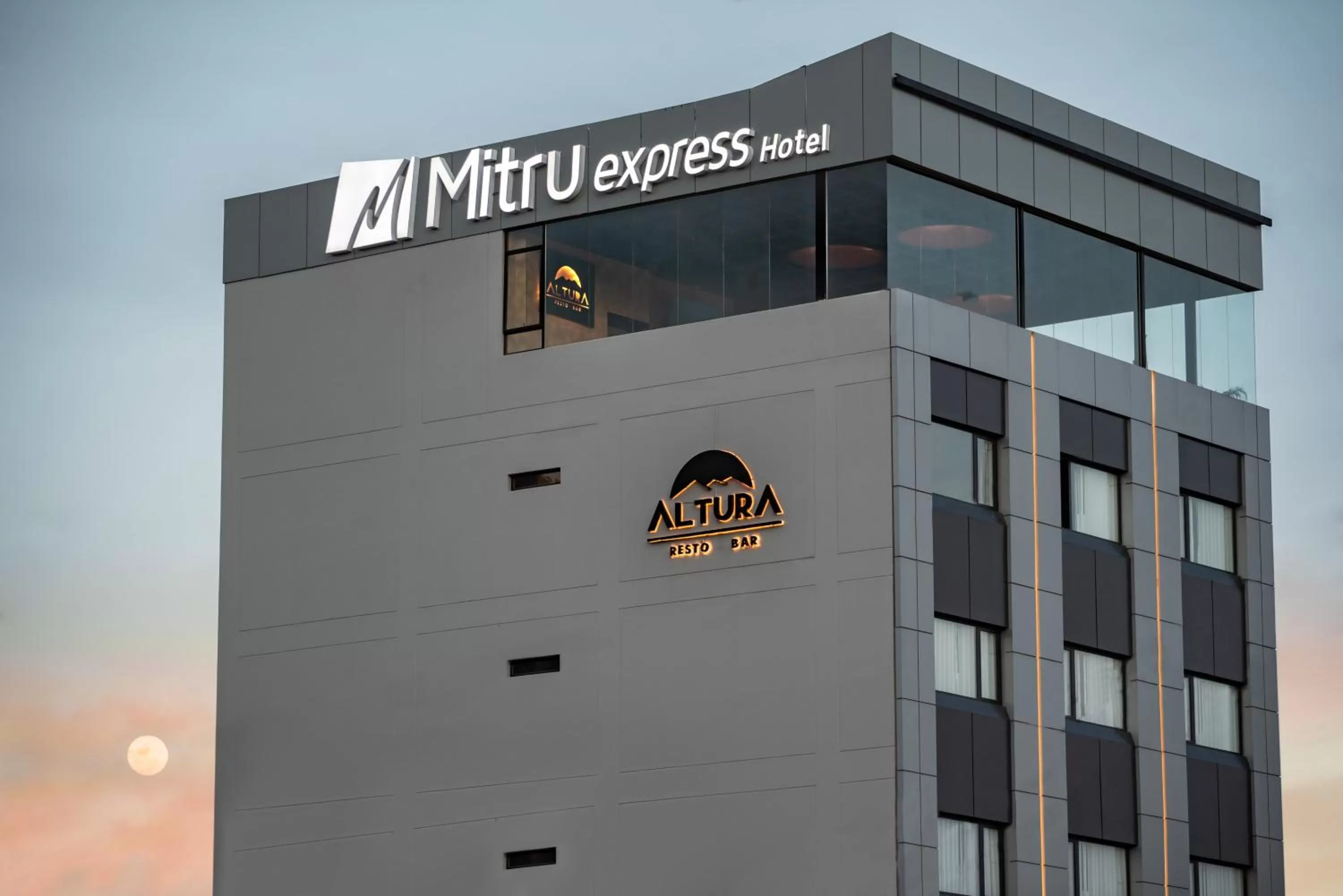 Property building in Mitru Express Hotel