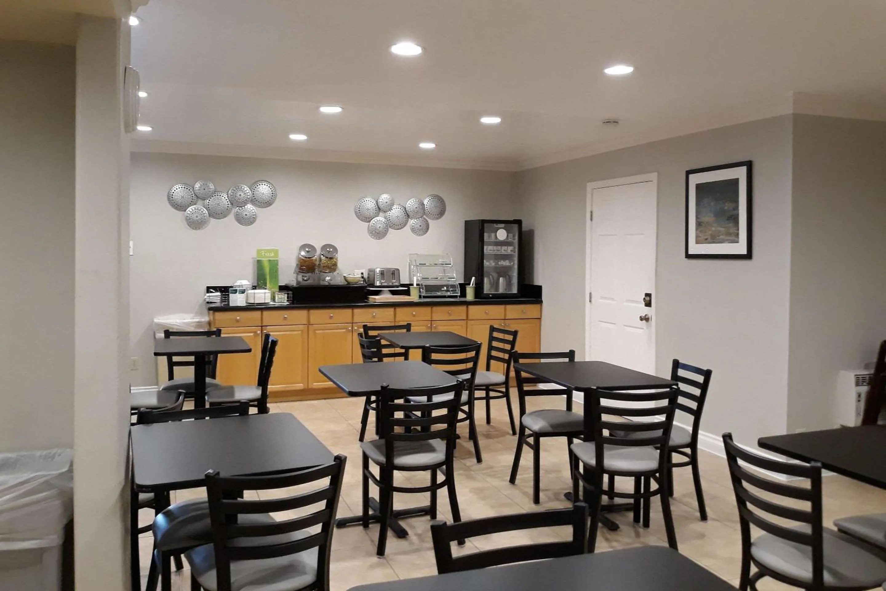 Restaurant/places to eat in Quality Inn & Suites El Cajon San Diego East