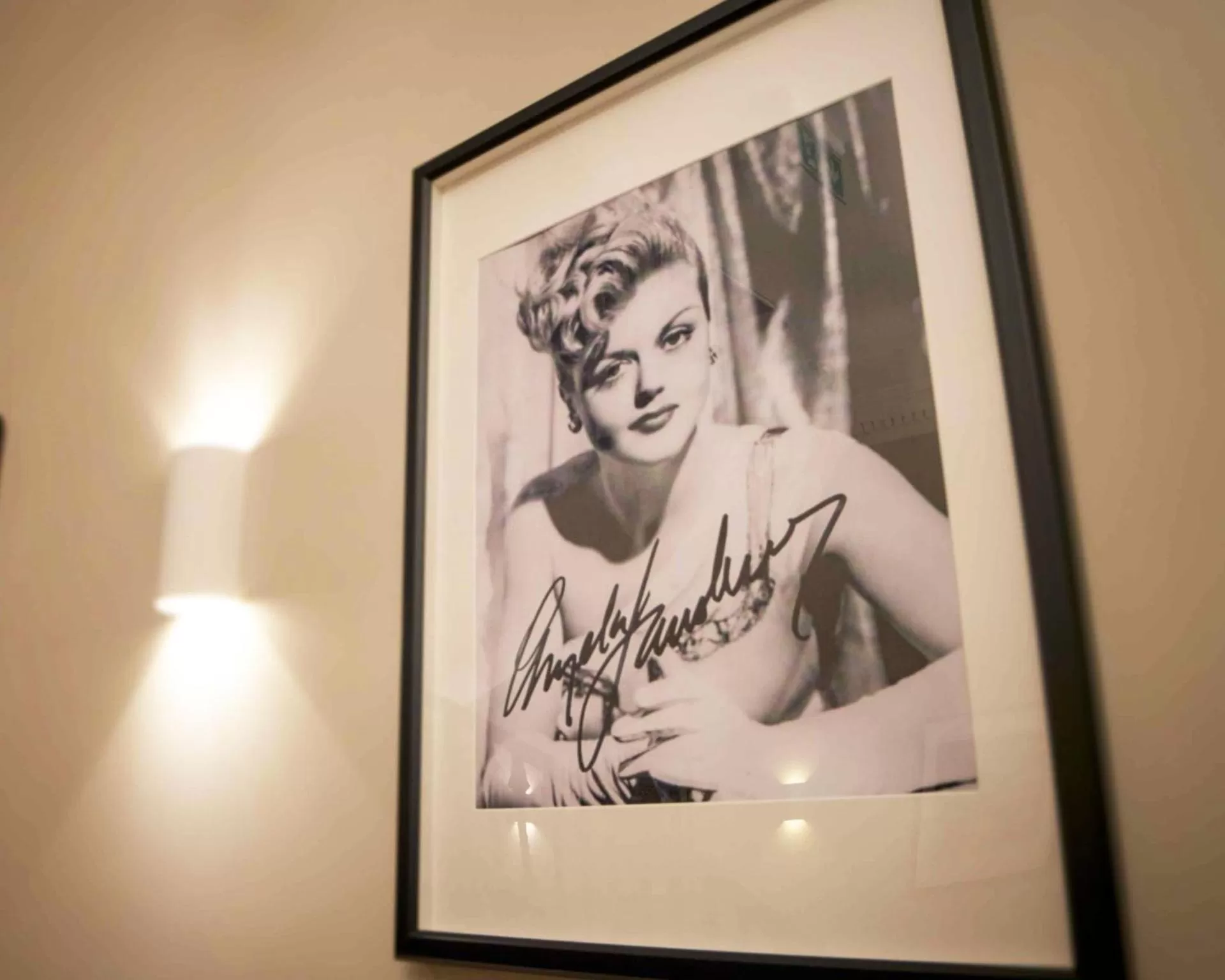 Certificate/Award in The Lansbury Heritage Hotel By Sunday - Canary Wharf London