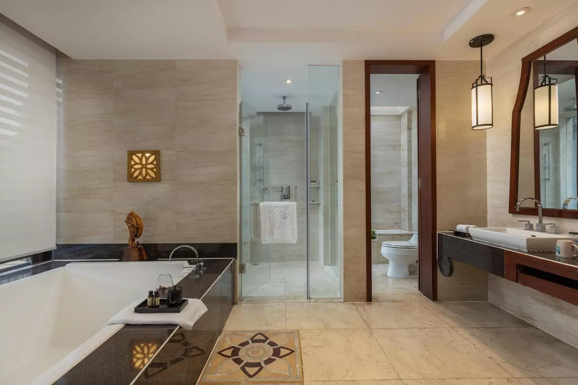 Bathroom in Pullman Sanya Yalong Bay Villas & Resort