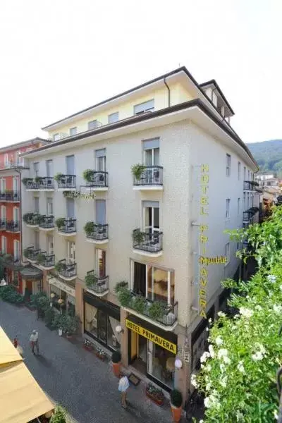 Property building in Primavera Property building in Primavera