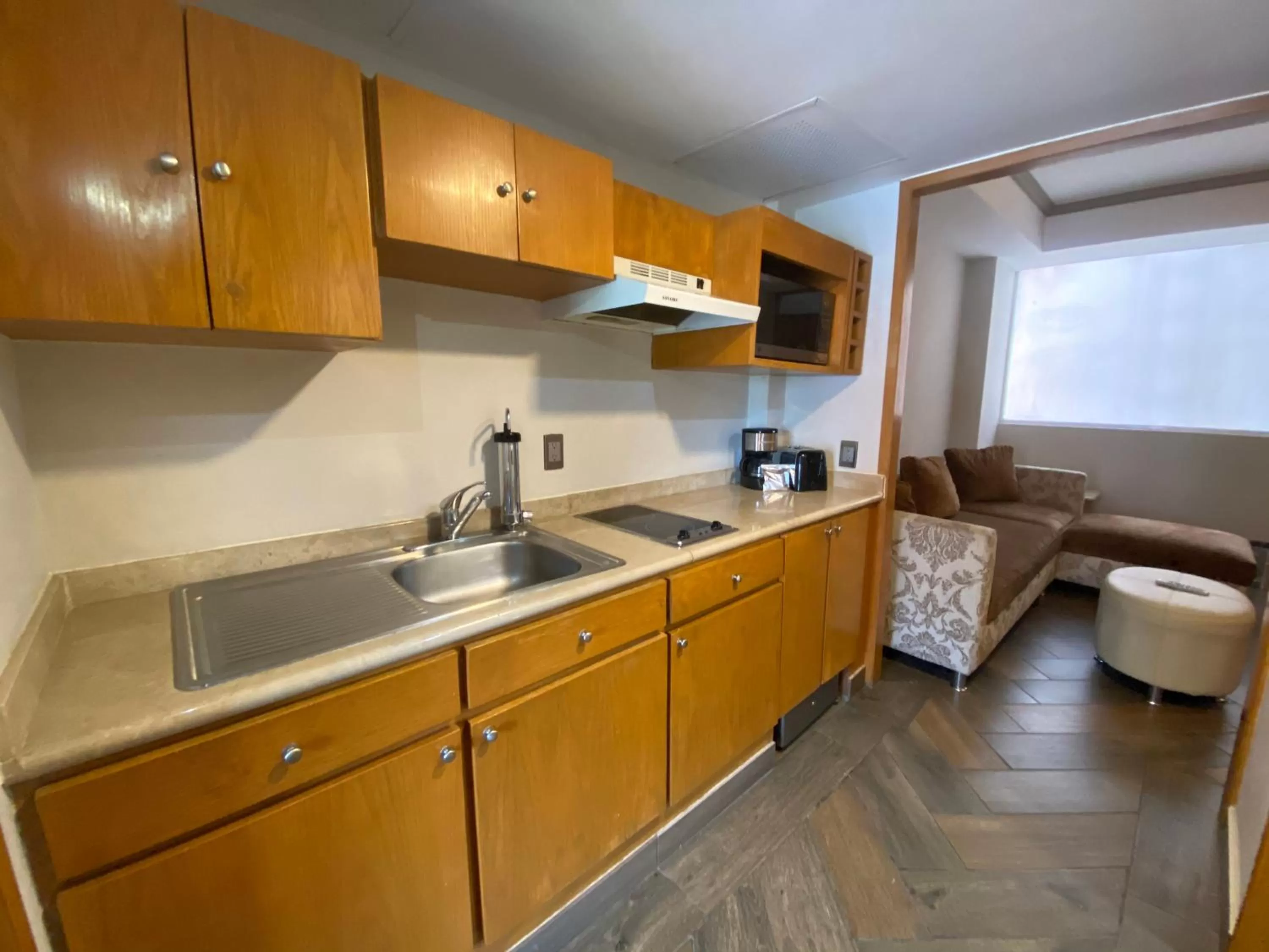 Restaurant/places to eat, Kitchen/Kitchenette in Suites Del Ángel