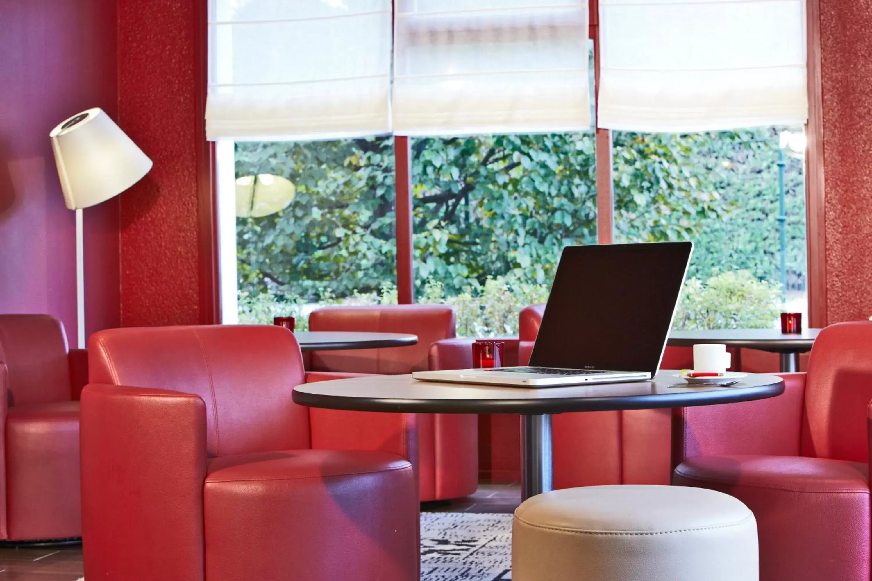 Lobby or reception in Campanile Chanas Lobby or reception in Campanile Chanas