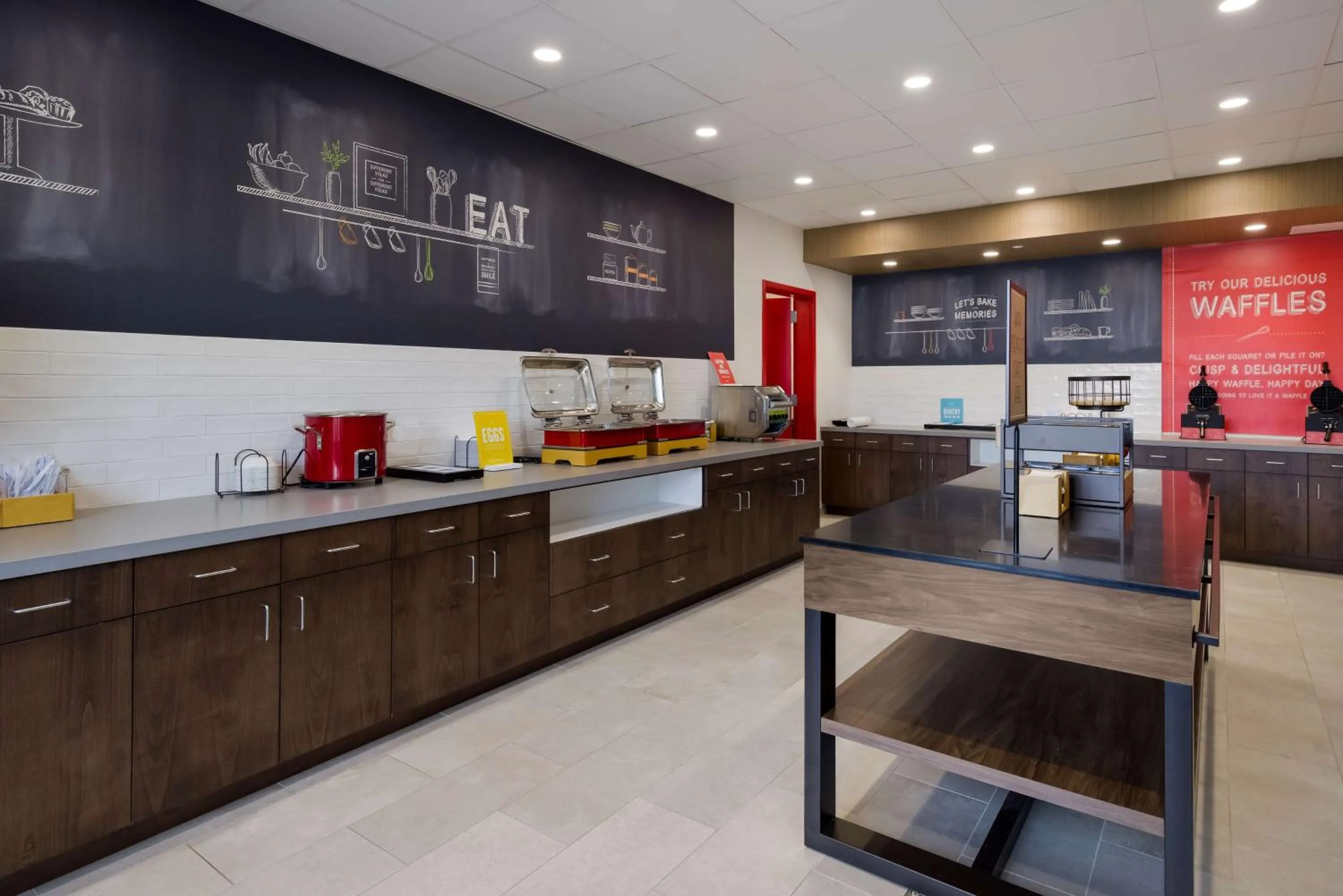Coffee/tea facilities in Hampton Inn Concord
