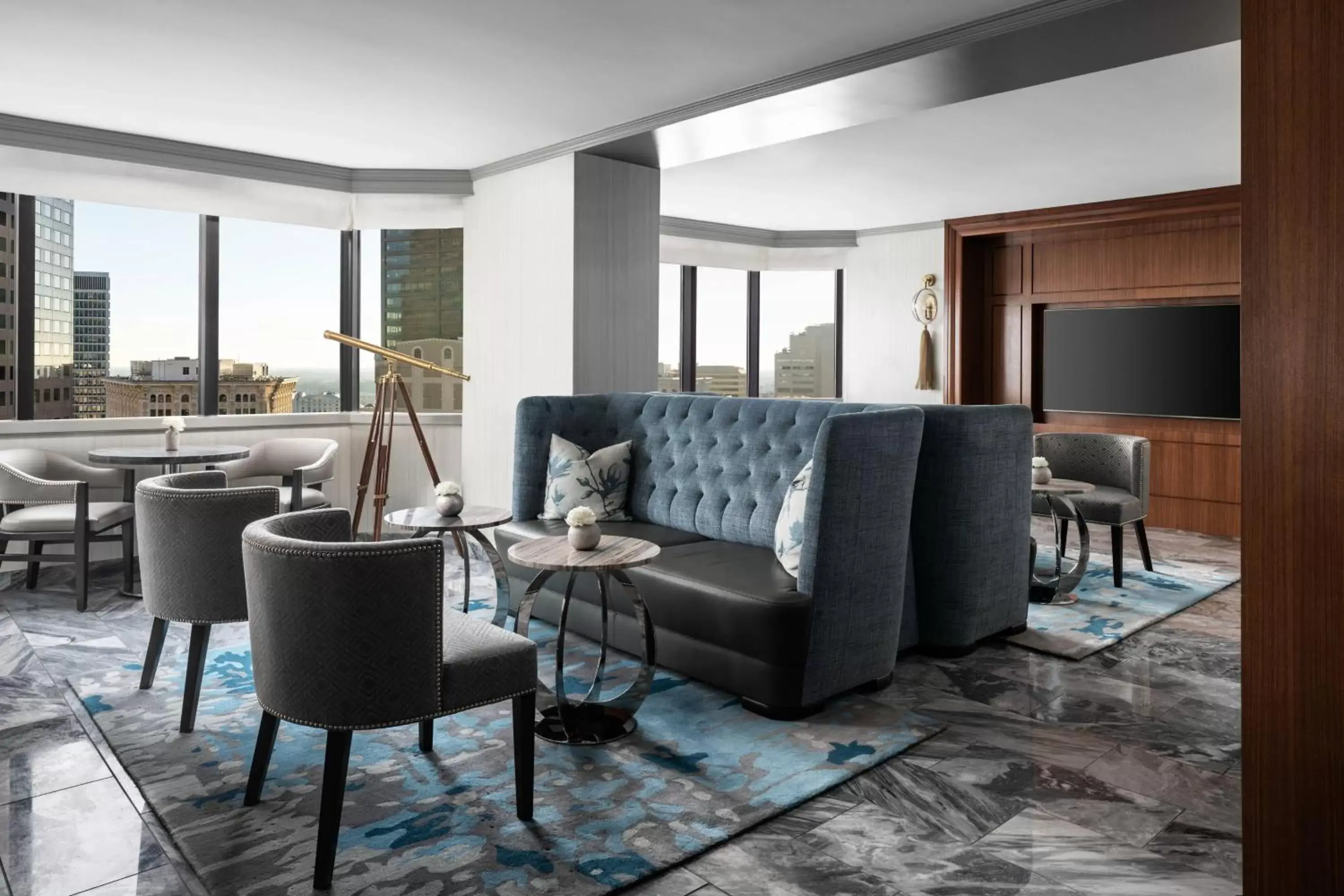 Lounge or bar, Seating Area in The Ritz-Carlton Atlanta