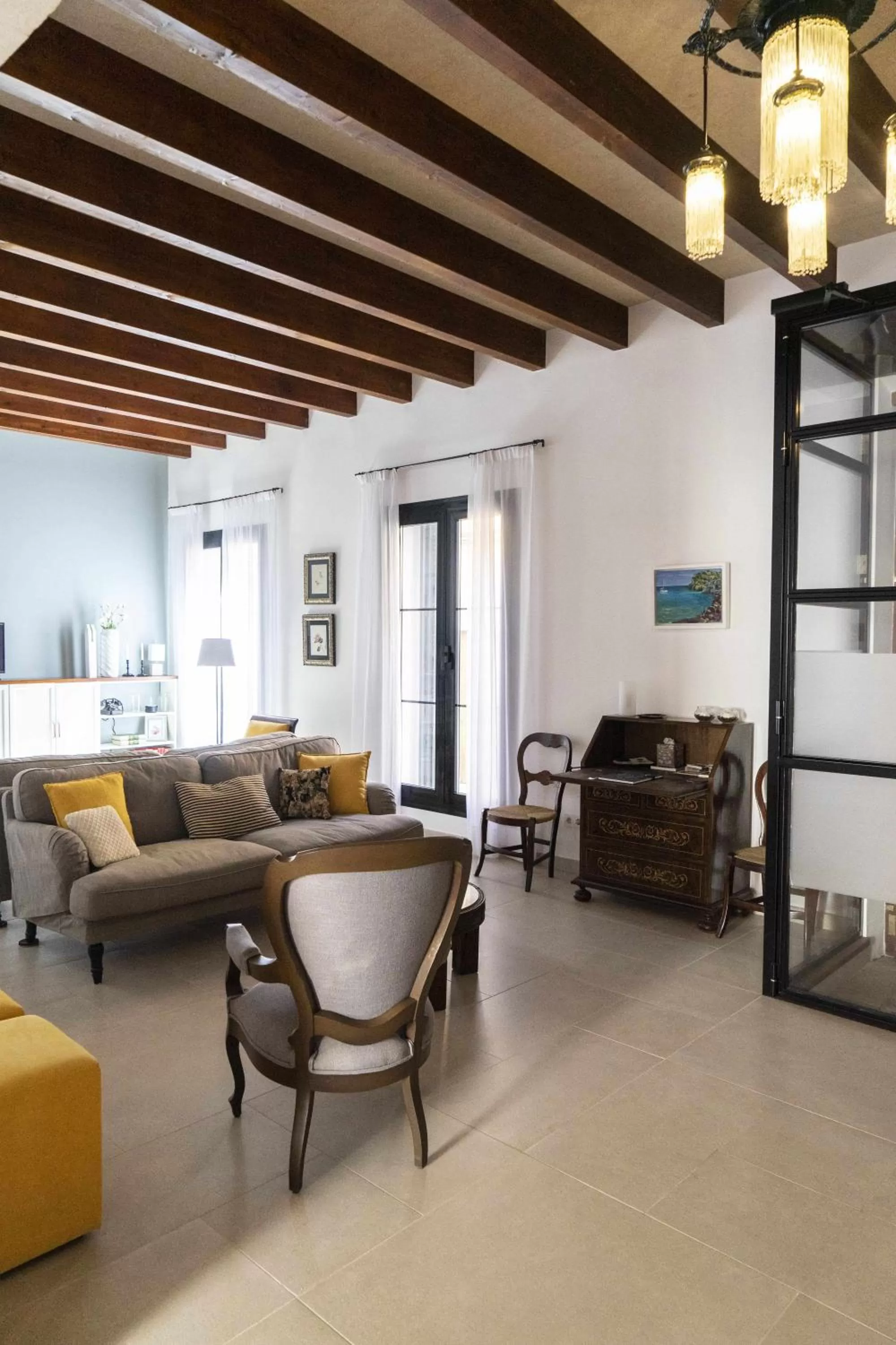 TV and multimedia, Seating Area in Atrium Suites Mallorca