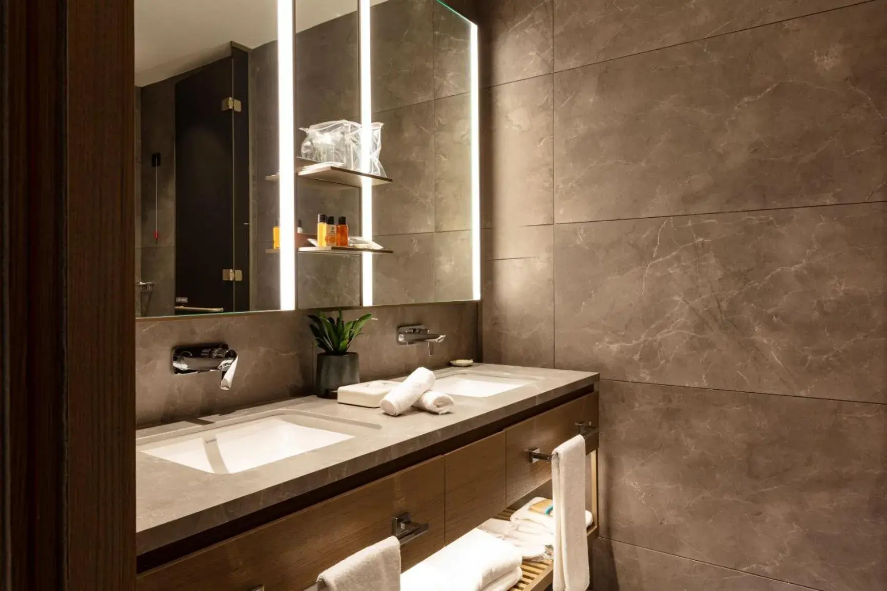 Grand Suite Room in NG Enjoy Grand Suite Room in NG Enjoy