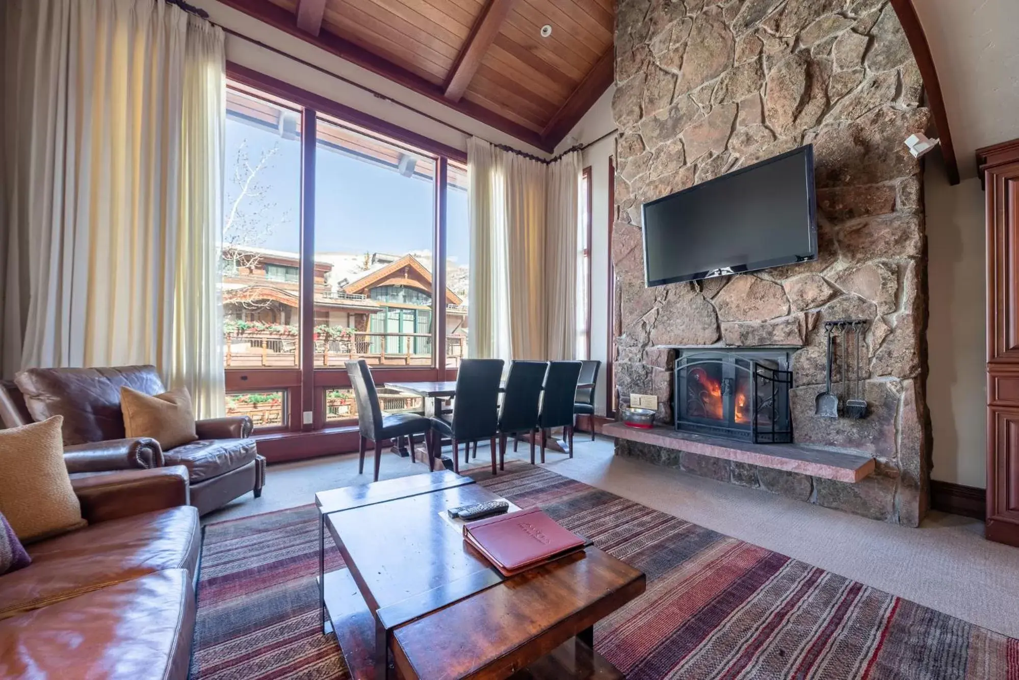 Day, Seating Area in Lodge at Vail Condominiums