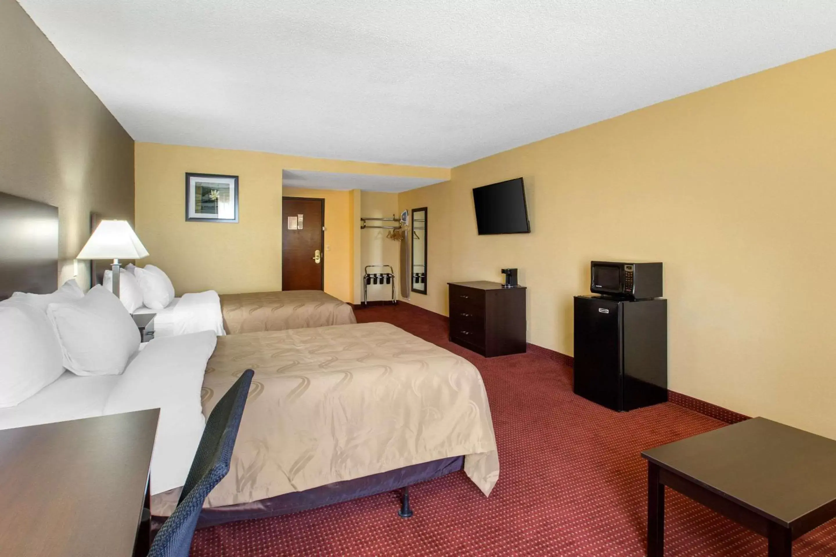 Photo of the whole room in Quality Inn Williamston