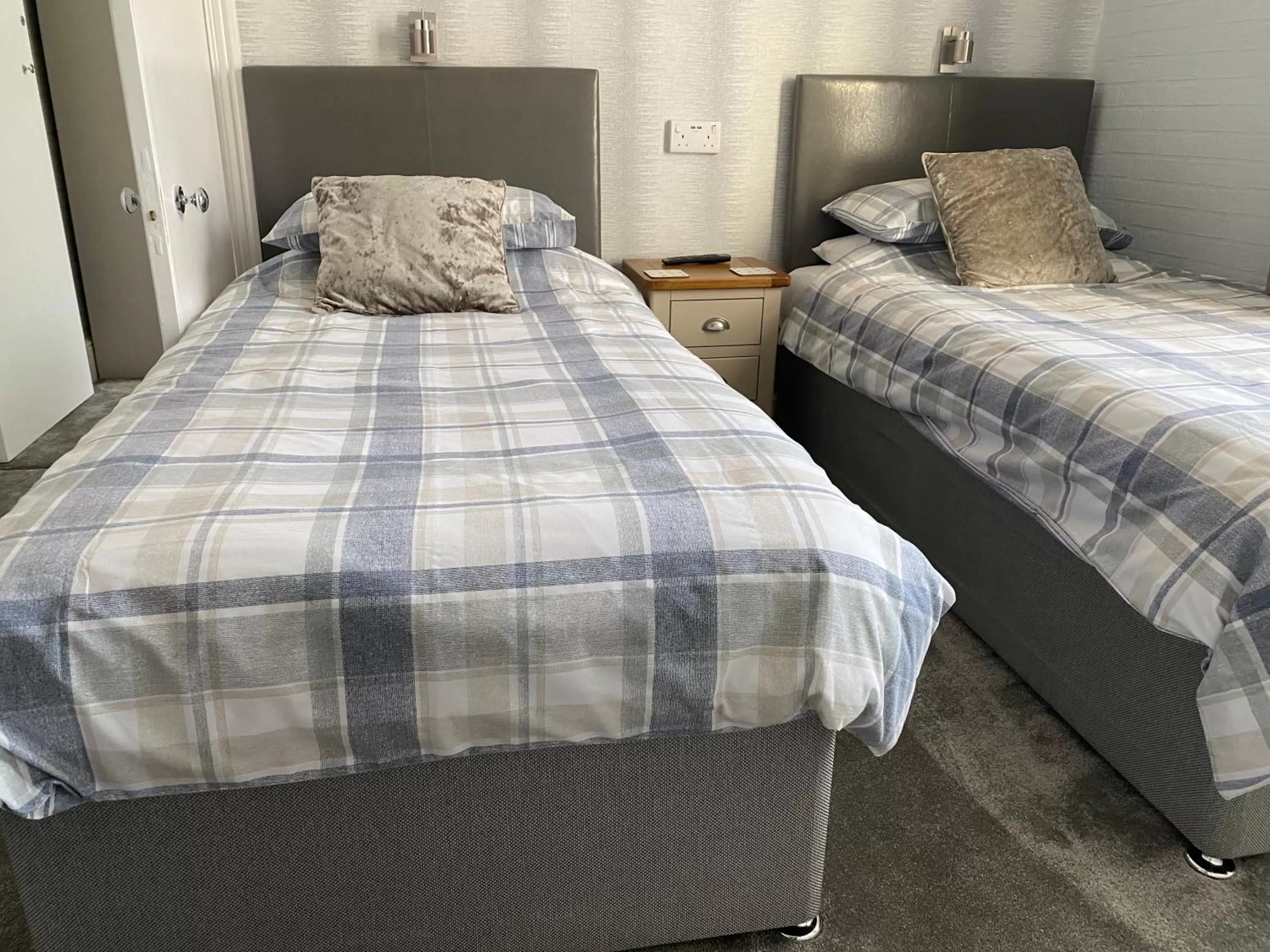 Bed in Inglewood Guest House